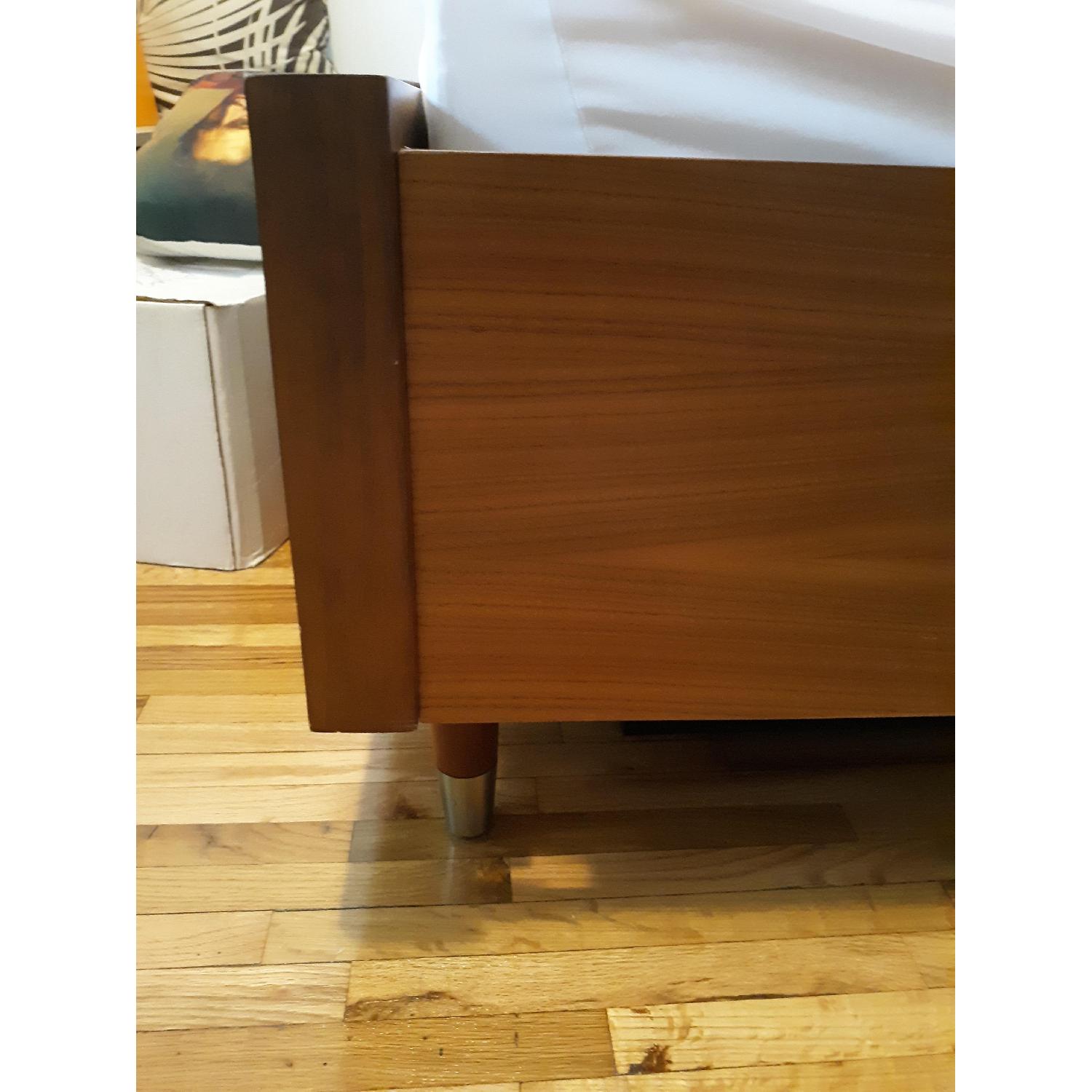Mid-Century Style Rainier Queen Panel Bed - image-3