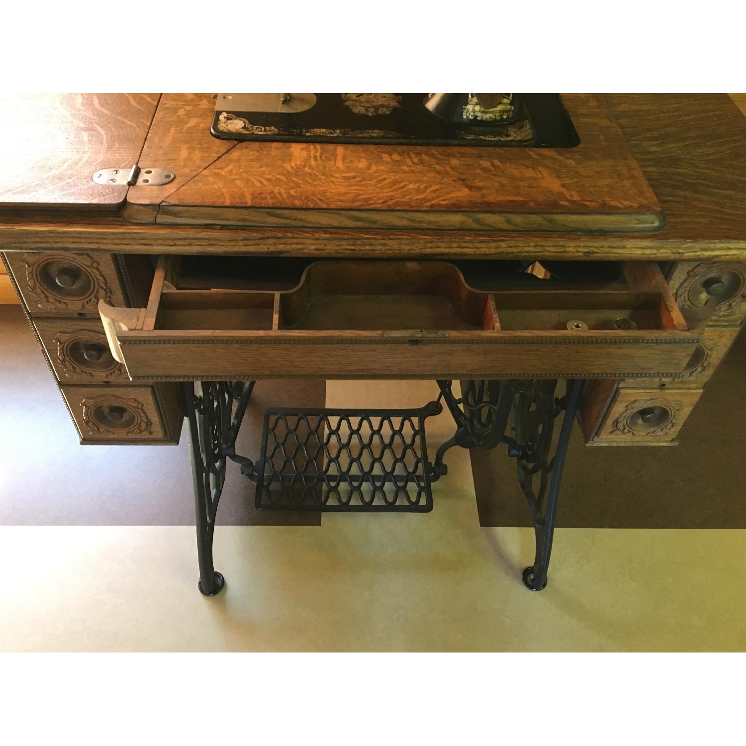 Antique Treadle Singer Sewing Machine  Table - image-3