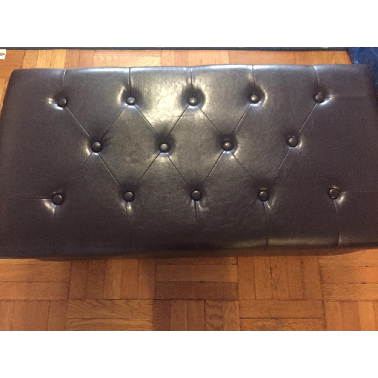 Target Threshold Storage Bench - image-1