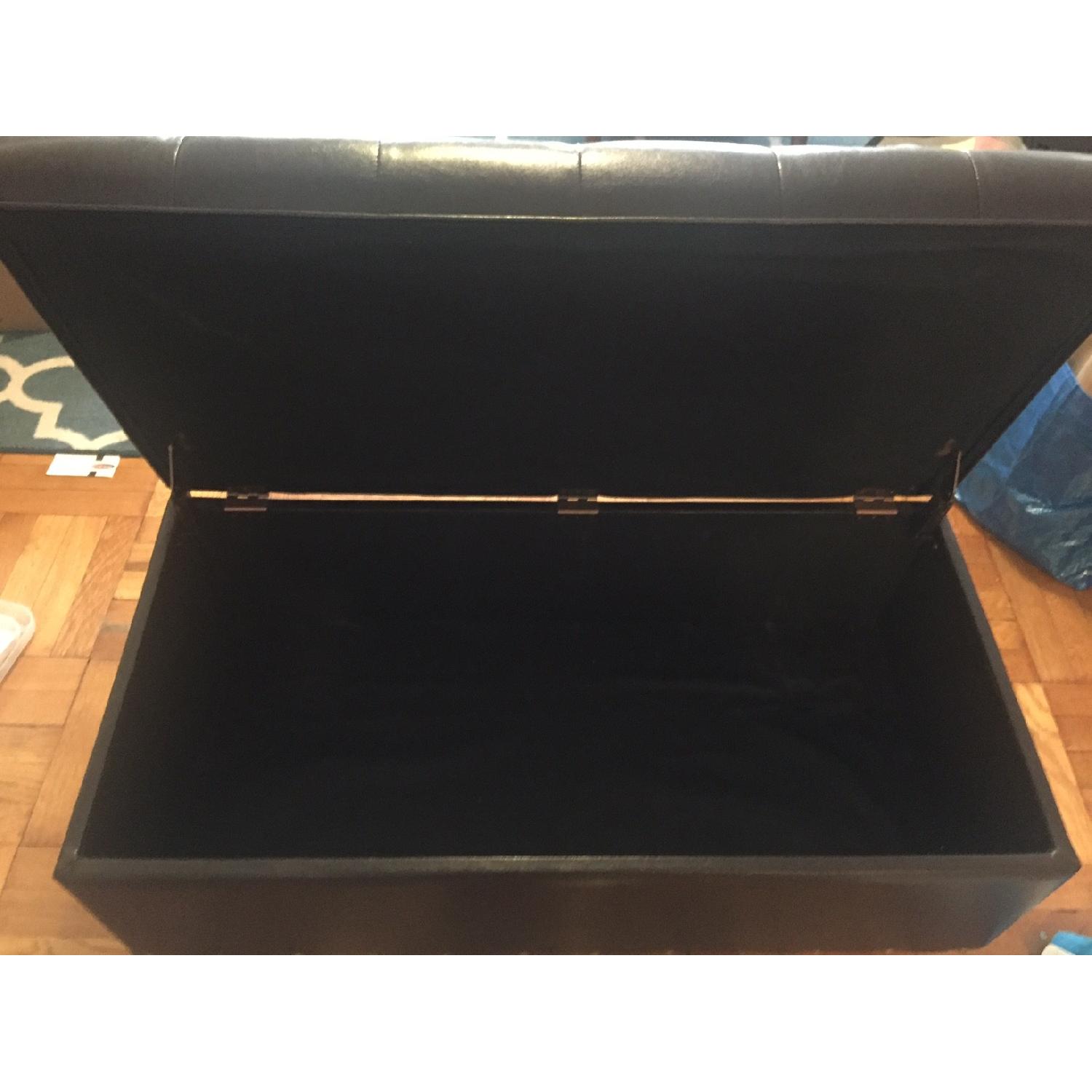 Target Threshold Storage Bench - image-2