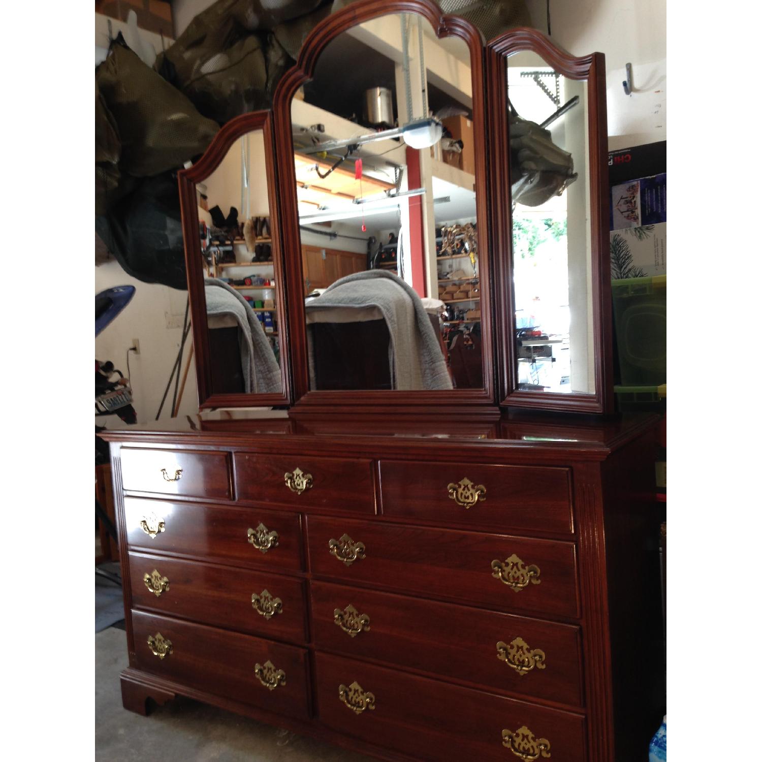 Knob Creek Solid Cherry Wood Bedroom Set - image-3