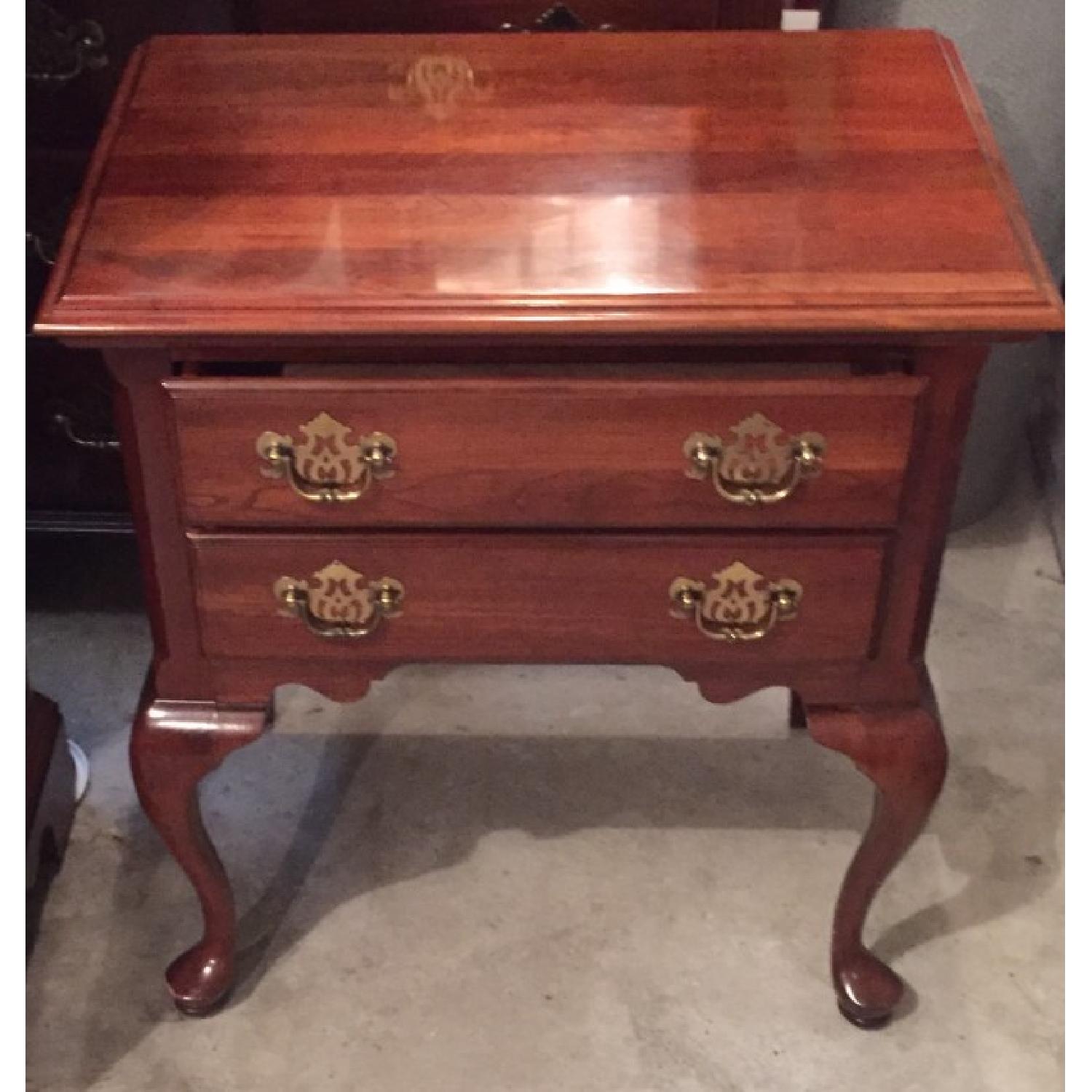 Knob Creek Solid Cherry Wood Bedroom Set - image-4