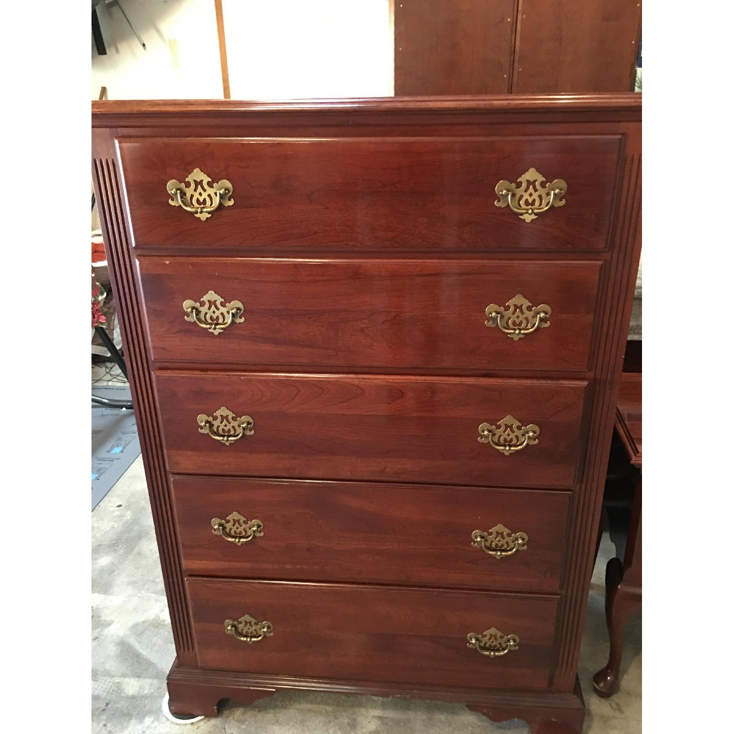 Knob Creek Solid Cherry Wood Bedroom Set - image-7