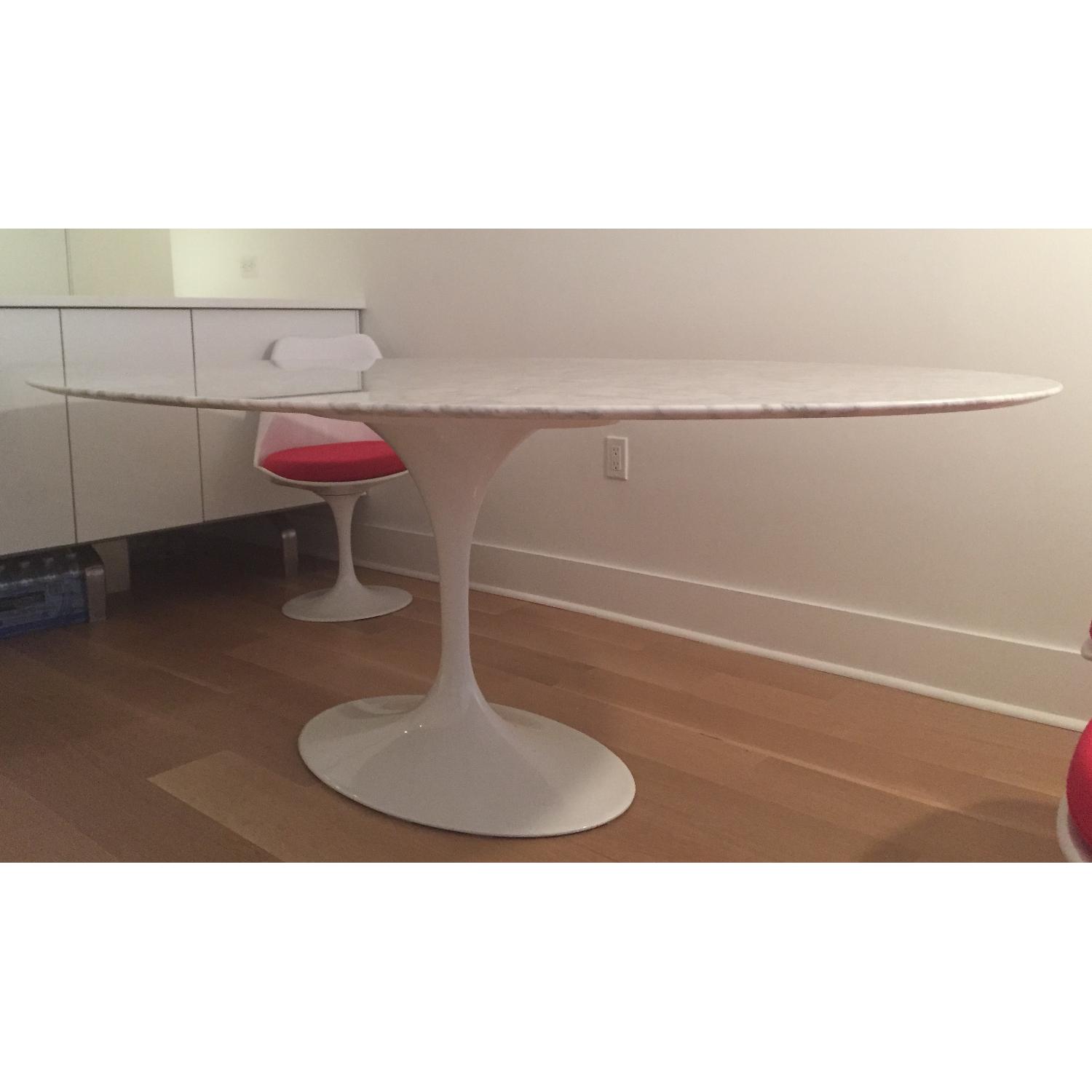 Eero Saarinen Style Tulip Table w/ 6 Chairs - image-1