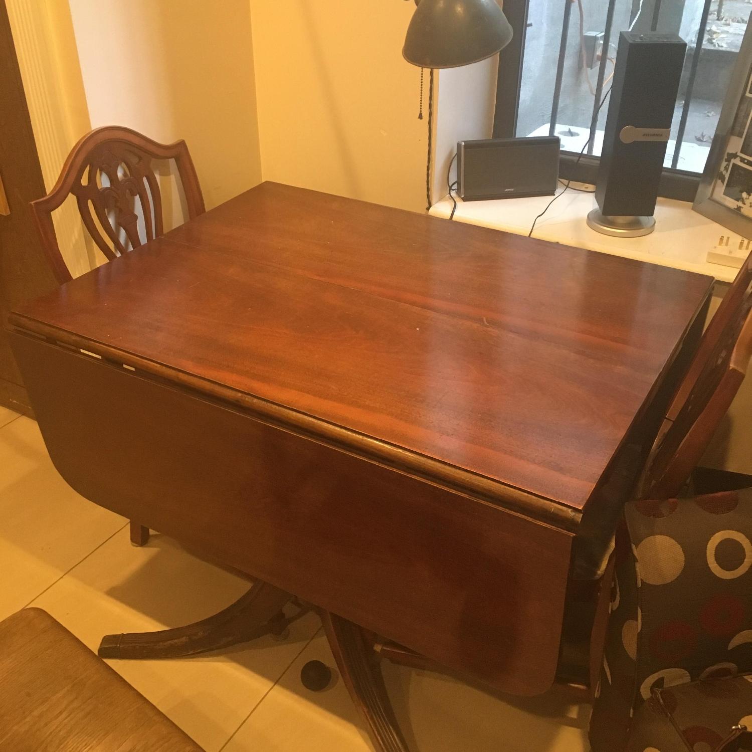 Duncan Phyfe Style Drop- Leaf Table w/ 2 Chairs - image-4