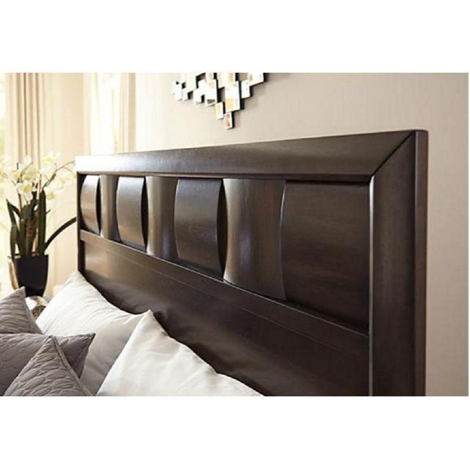Chanella Queen Panel Bed Frame - image-4