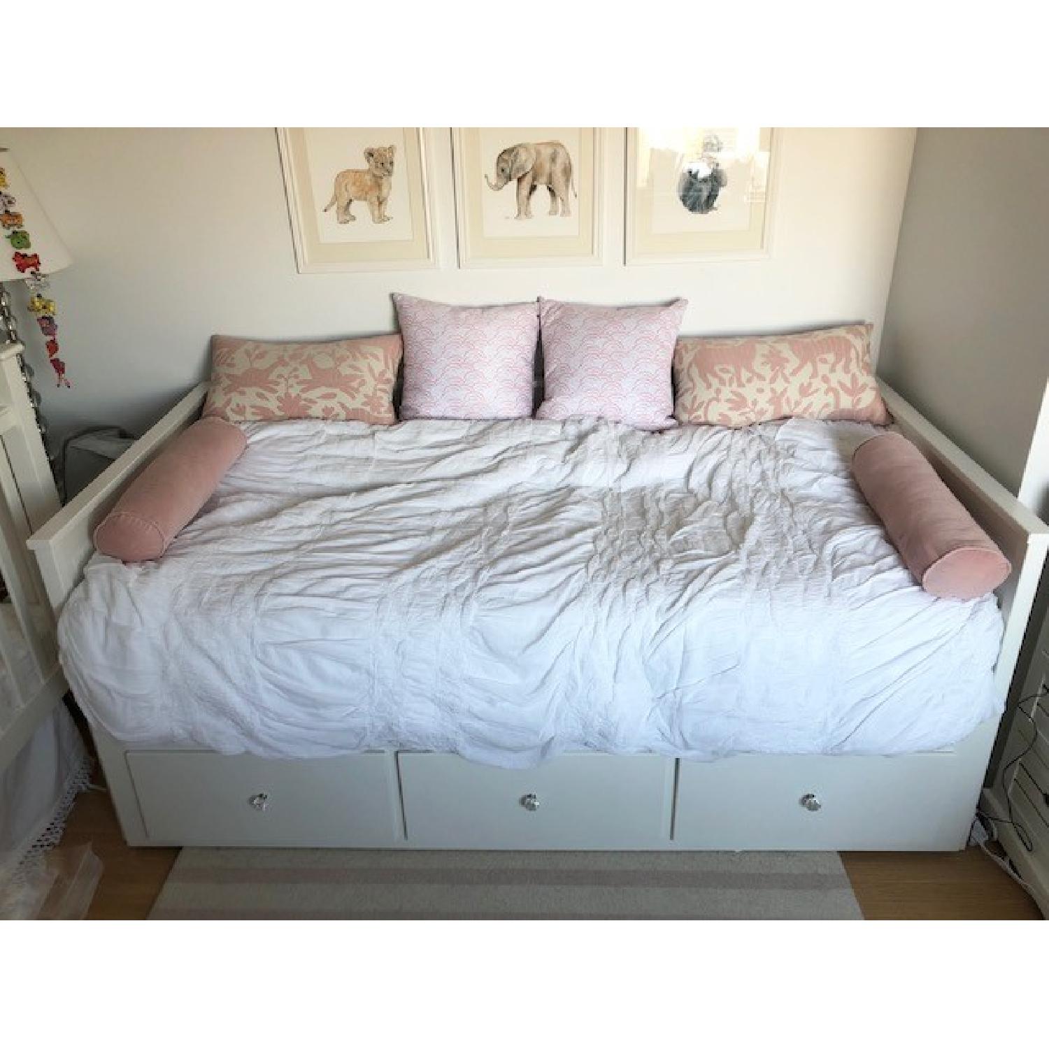 Ikea Hemnes Daybed w/ 3 Drawers & Trundle AptDeco