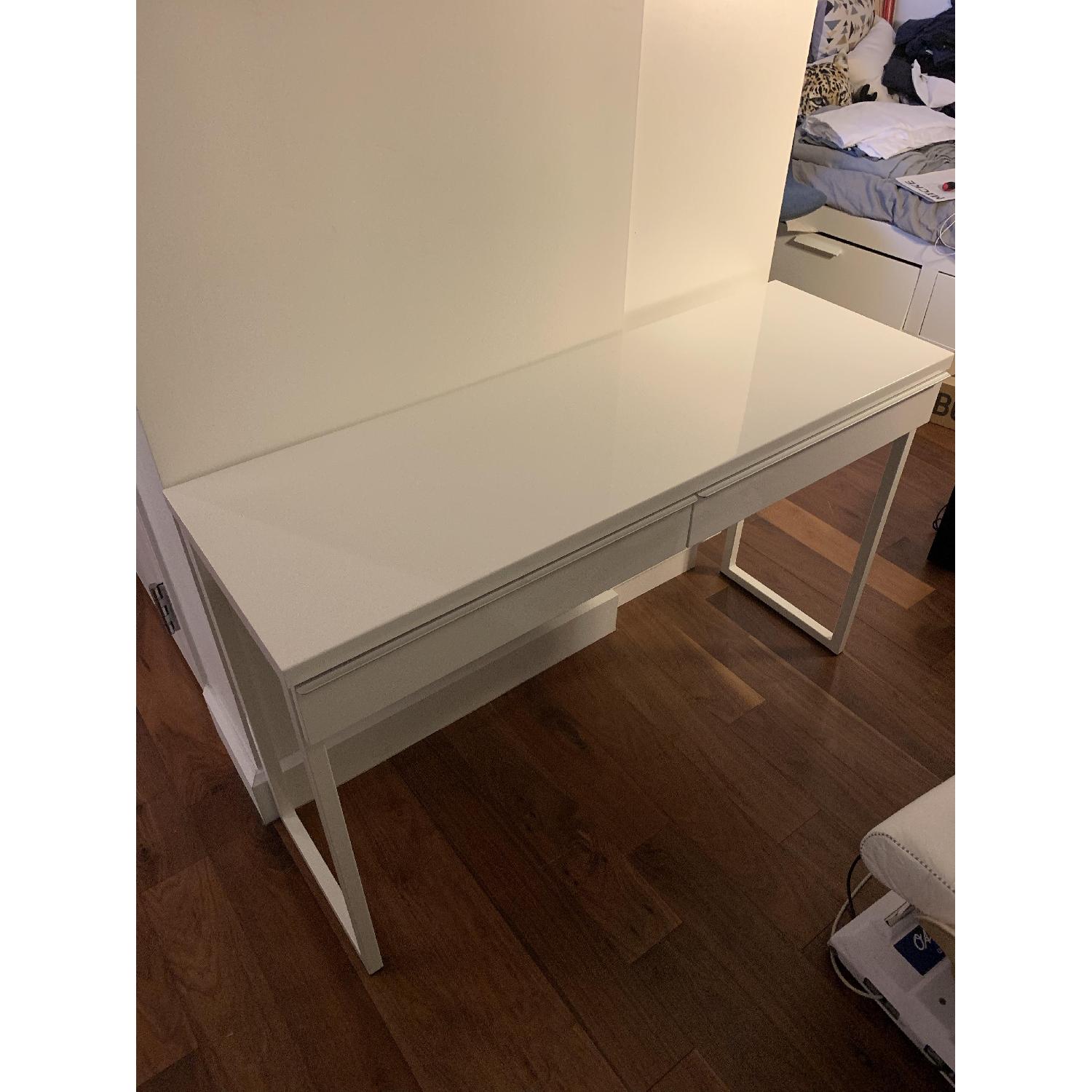 ikea Besta Burs White Desk - AptDeco