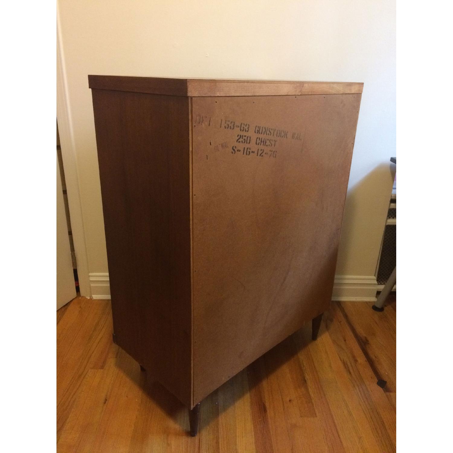 Bassett Vintage Bedroom Dresser - image-3