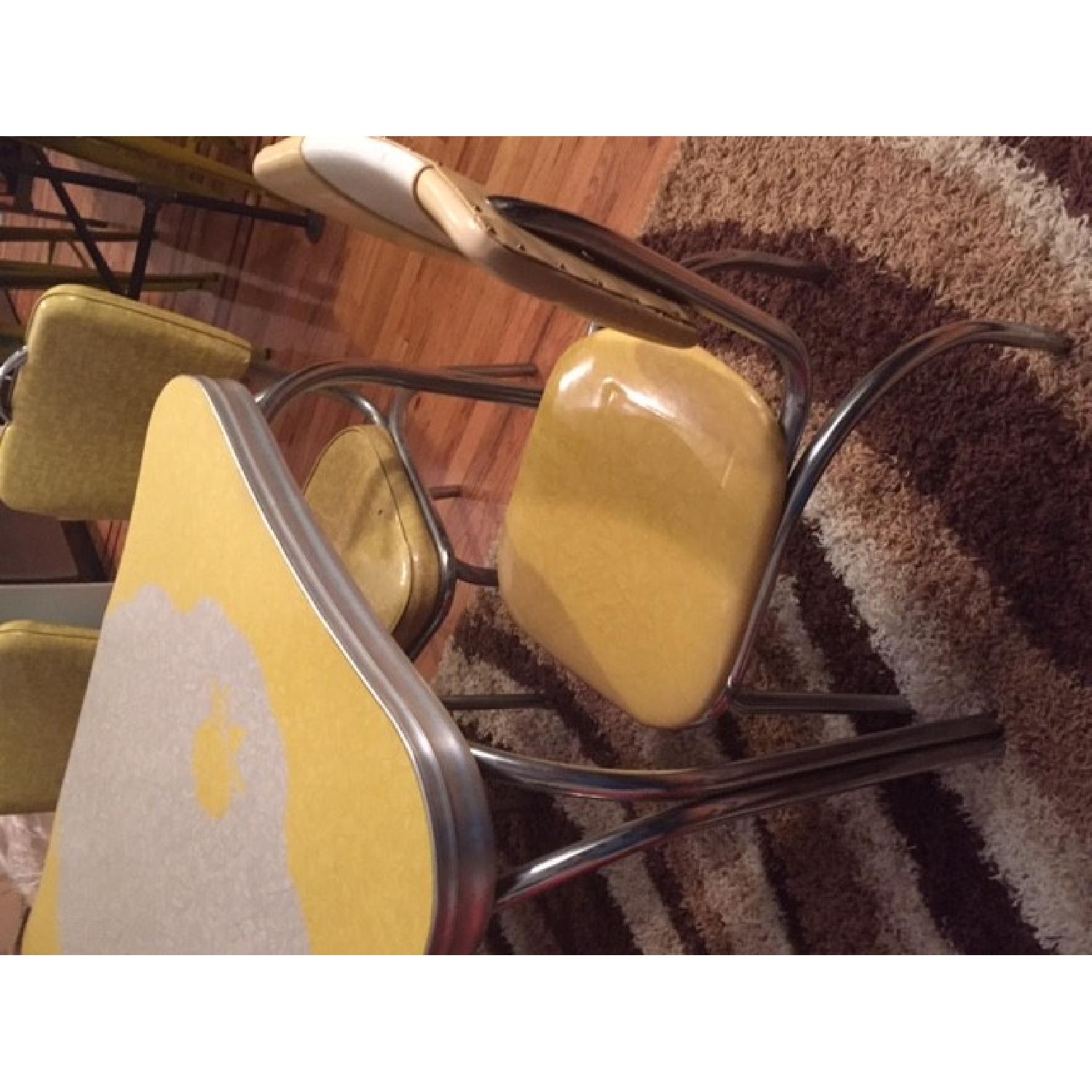 Vintage Mid Century Formica Table w/ 4 Chairs - image-4