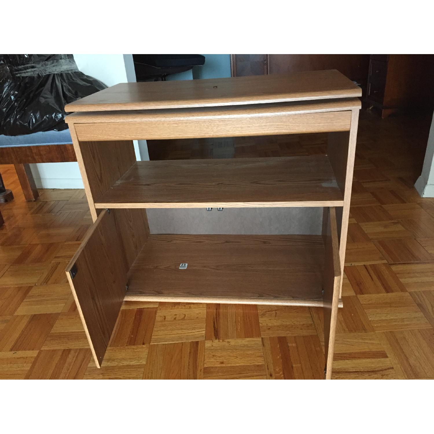 Seaman's TV/VCR Cart w/ Swivel Top - image-2