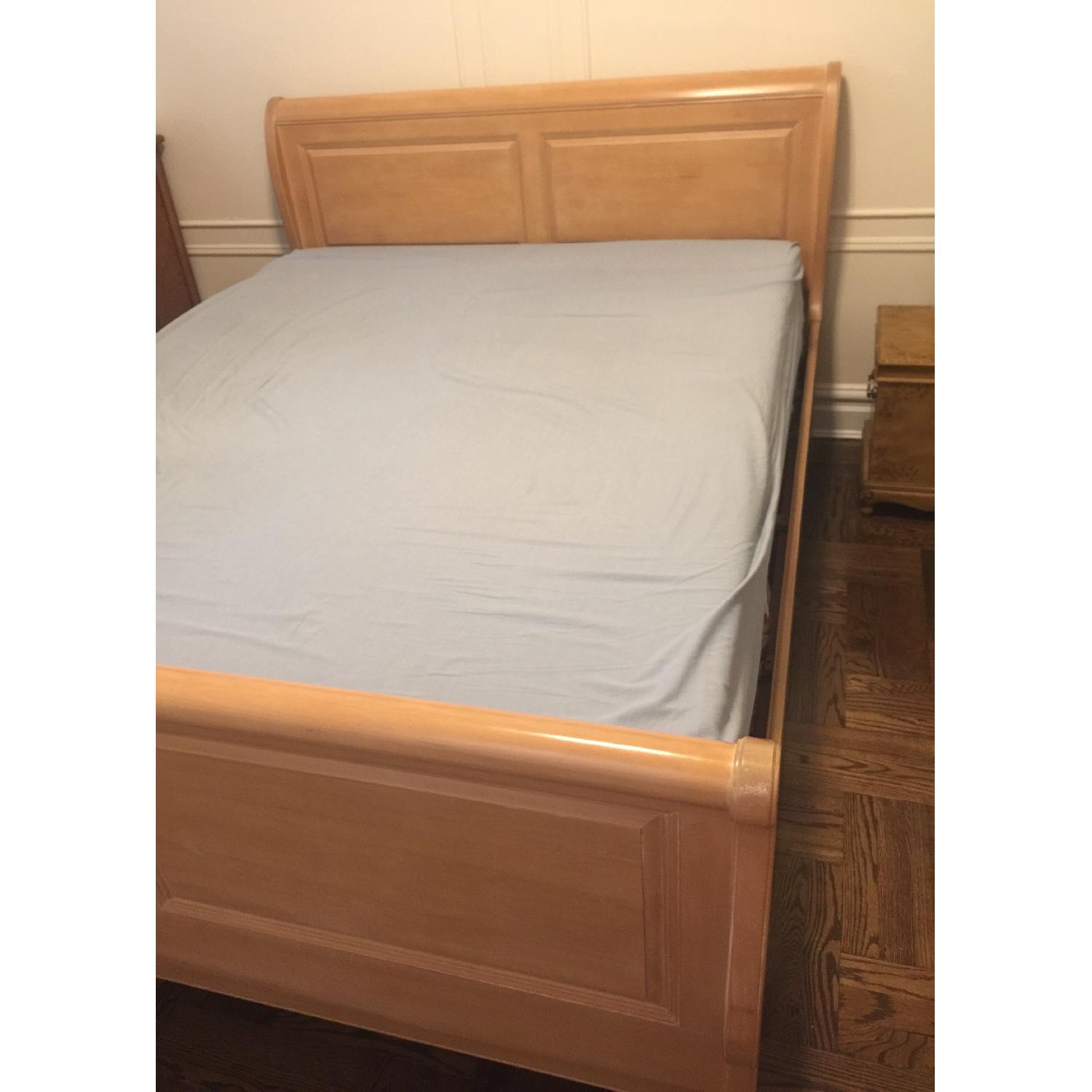 Ethan Allen French Country Queen Sleigh Bed Frame - image-2