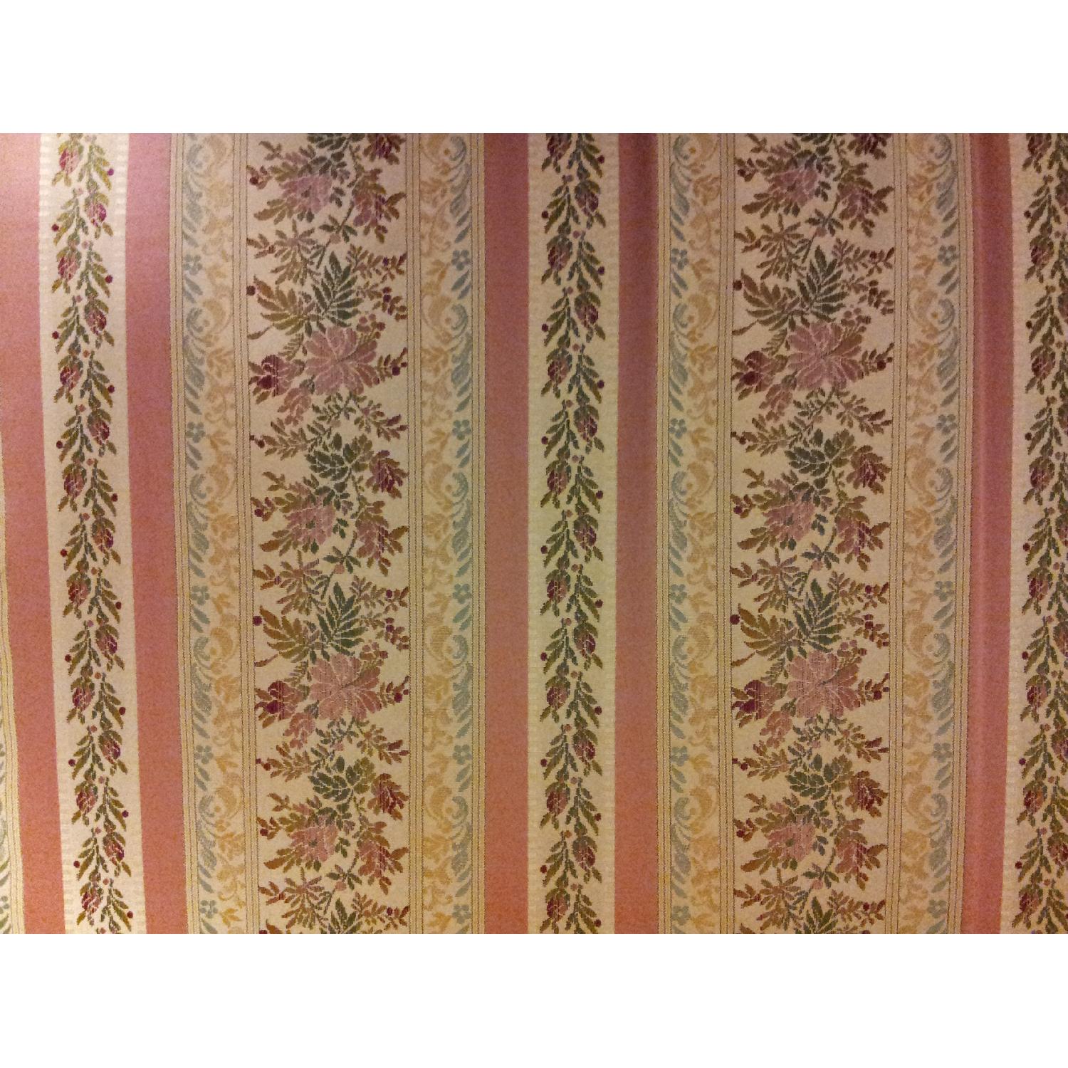 Clayton Marcus Huffman Koos Queen Anne Sofa and Loveseat - image-9