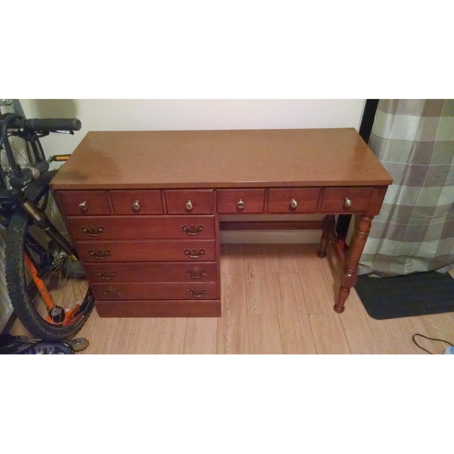 Vermont of Winooski Solid Rock Maple Desk - image-4