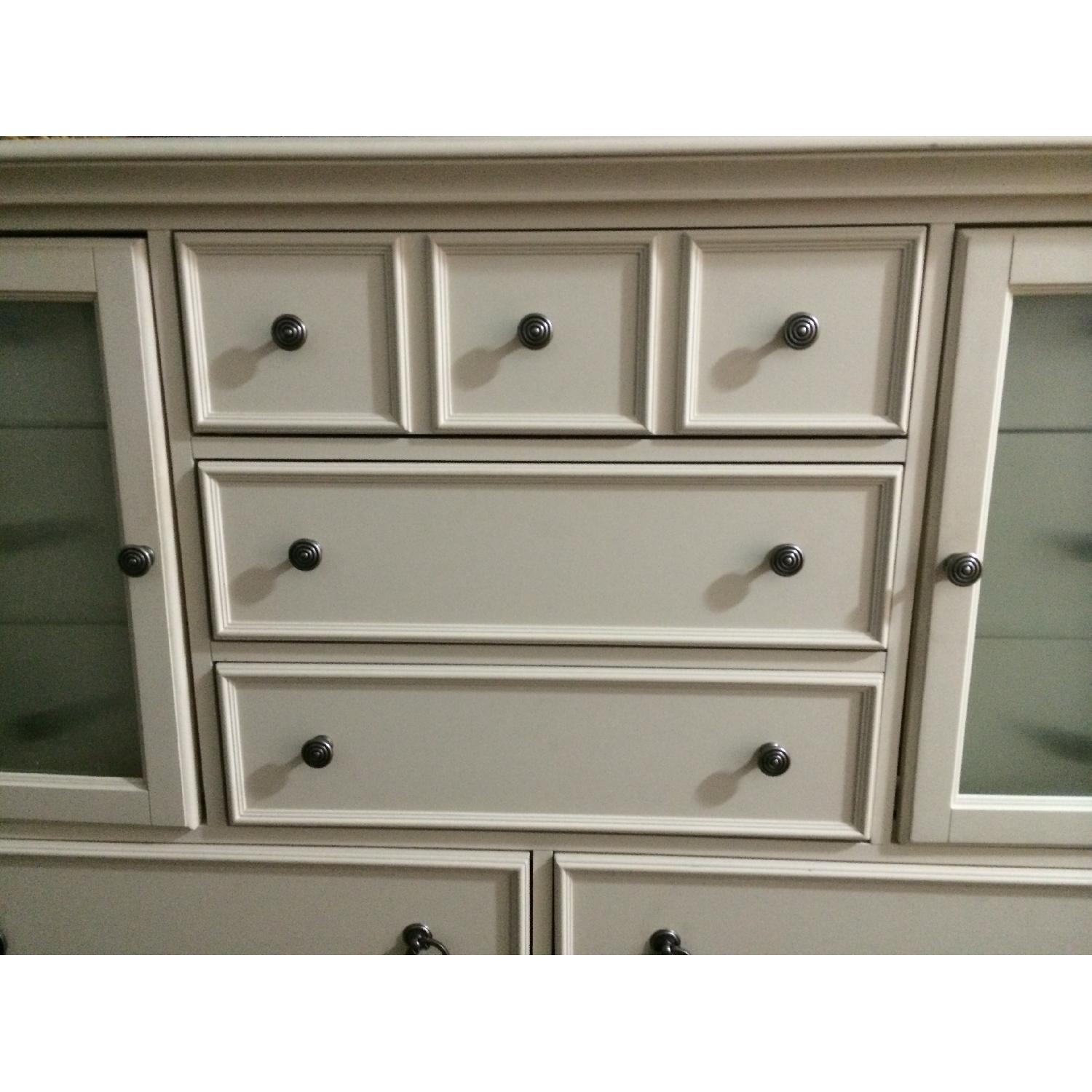 Magnussen Somerset Alabaster Dresser and Landscape Mirror - image-5