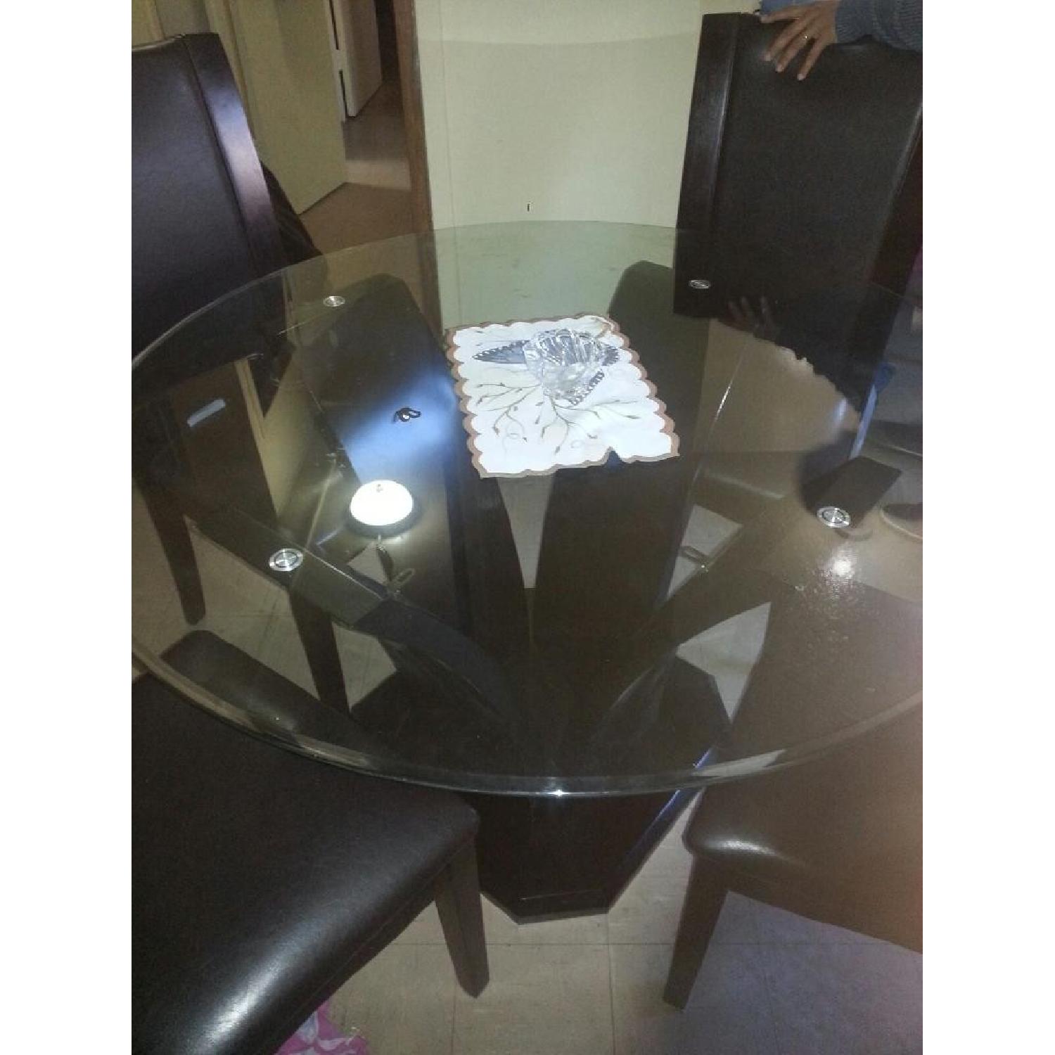 Raymour & Flanigan Venice Dining Set - image-1