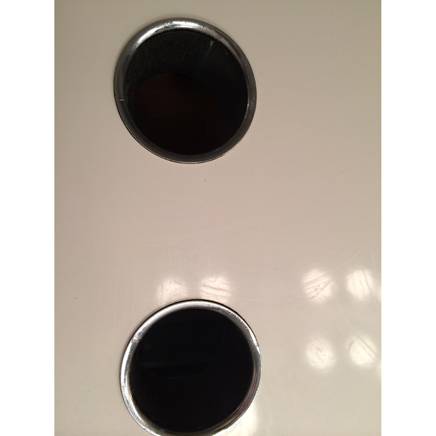 Vanity Girl Vanity Table with Light Bulbs - image-6