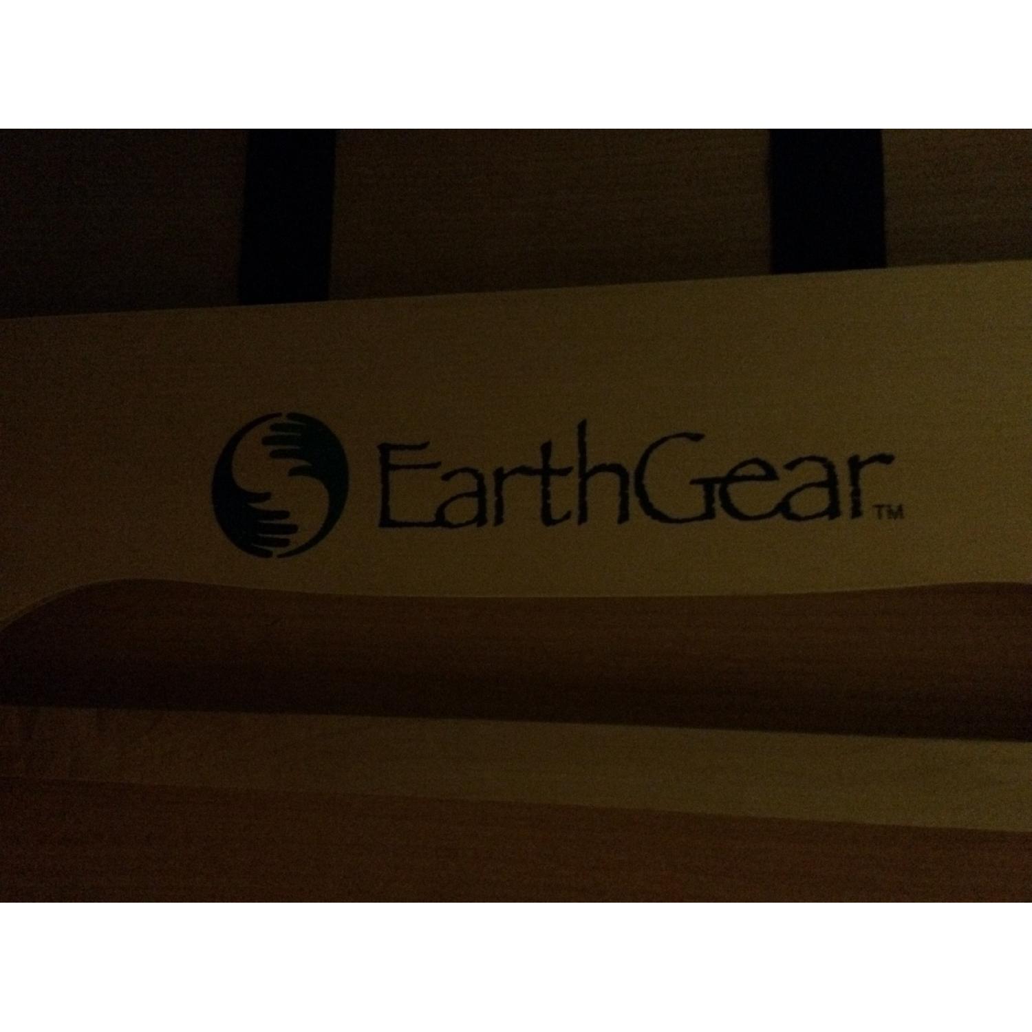 EarthGear Pinnacle Massage Table - image-6