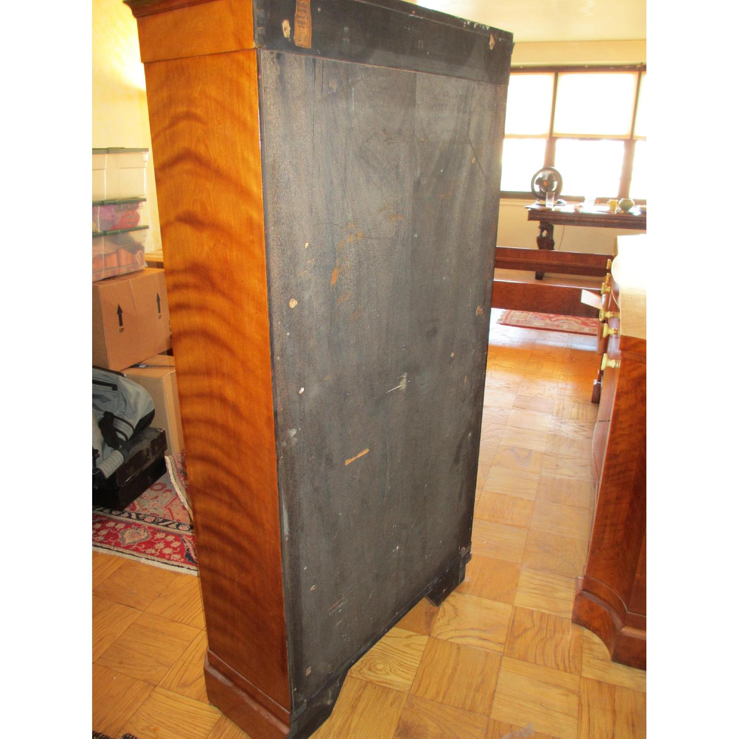 Otto Schubert - Dresden 1920'S German Tiger Maple China Cabinet - image-4