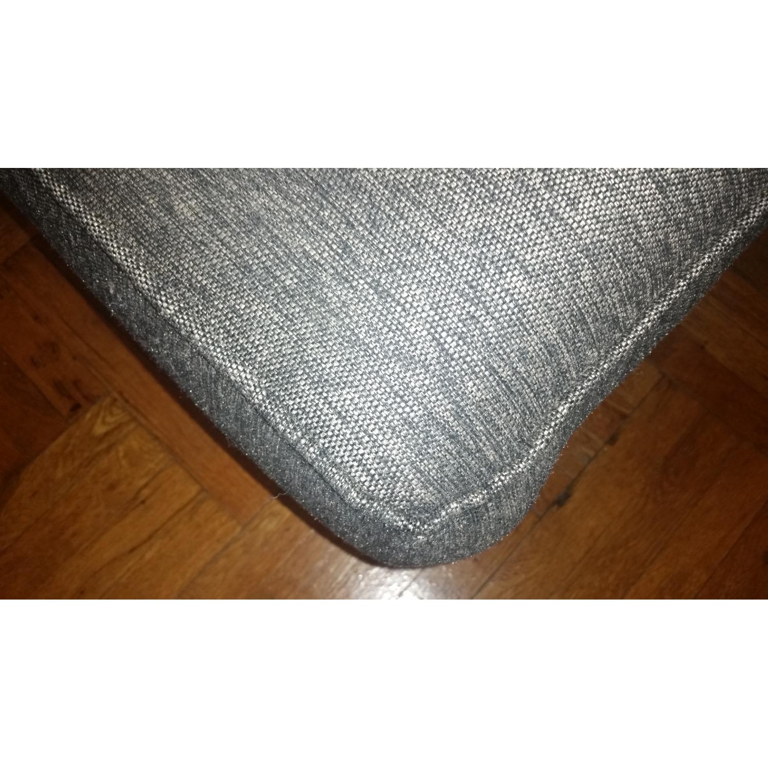 Bob's Furniture Ottoman with Storage AptDeco