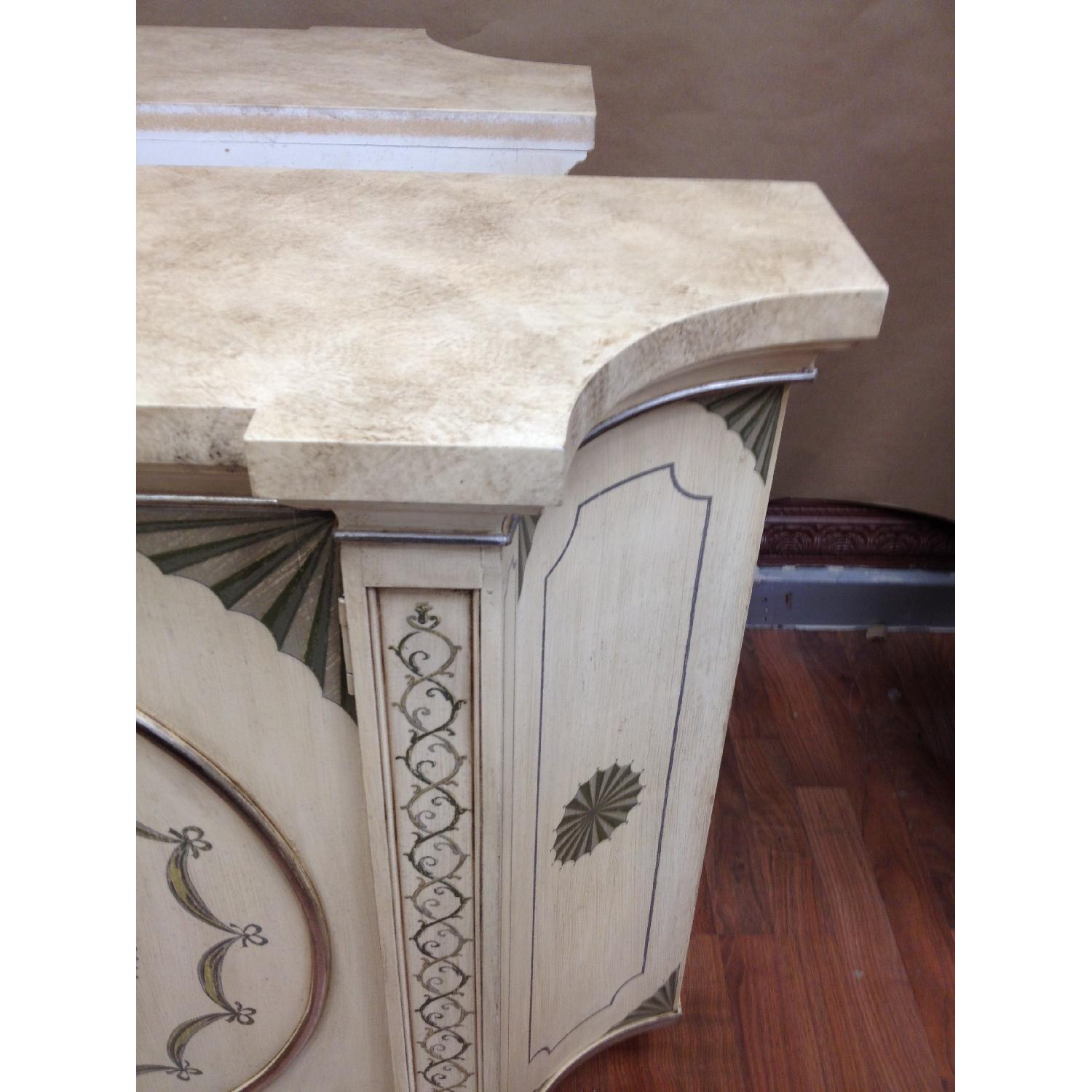 Decorative White Cammode - image-2