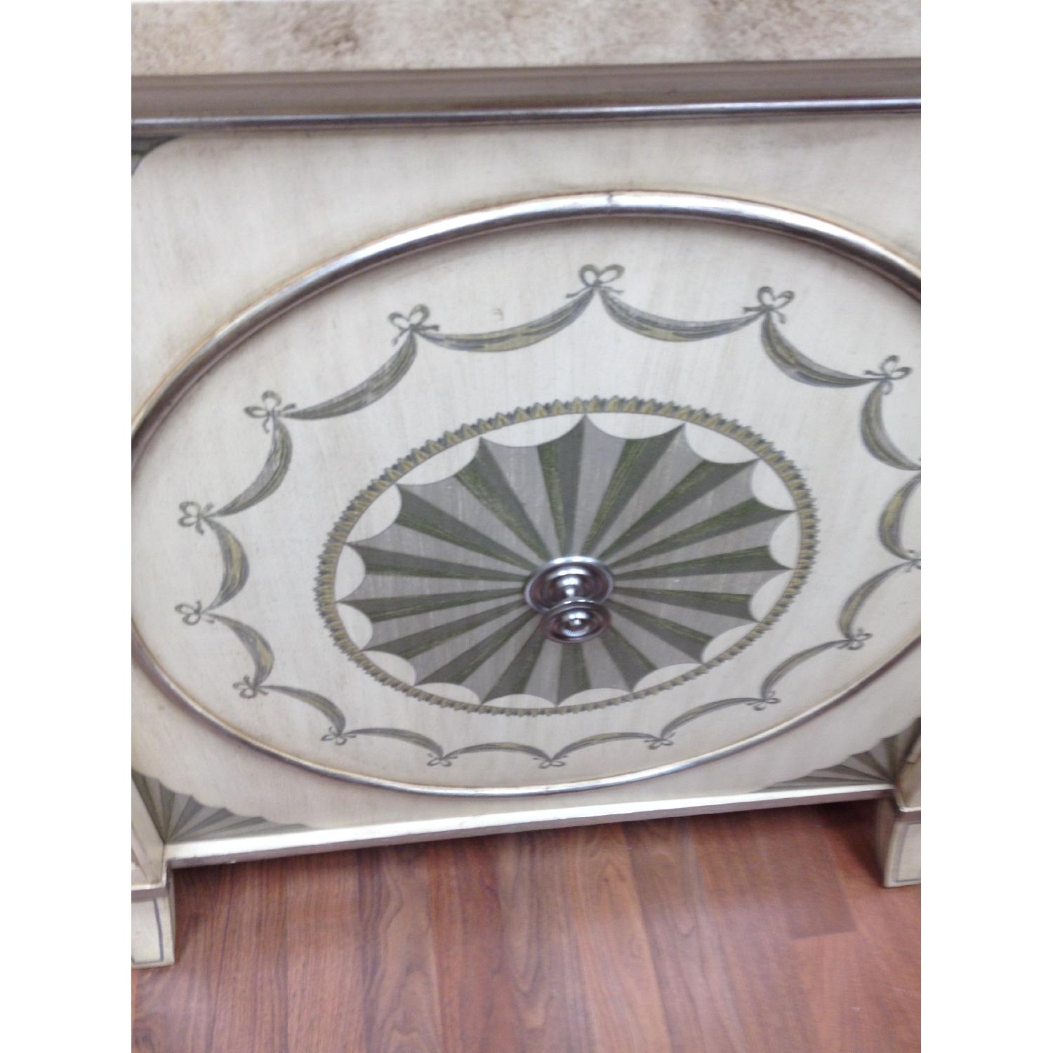 Decorative White Cammode - image-4