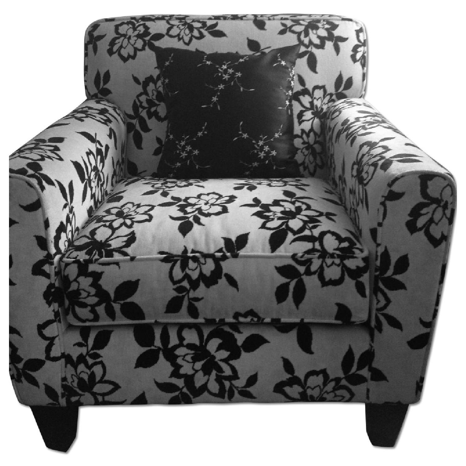Bloomingdale S Floral Print Armchair Aptdeco