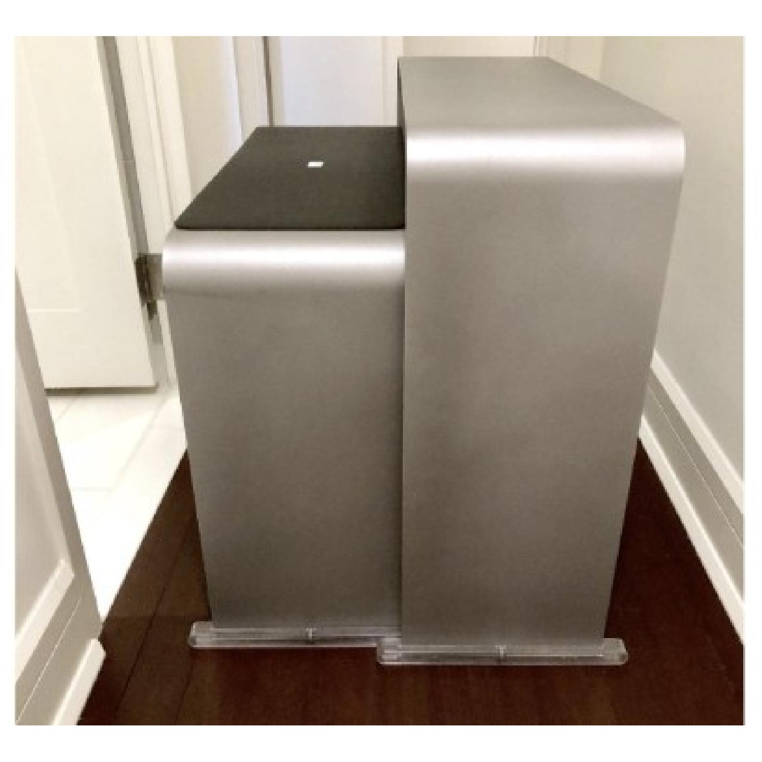 Heckler Design OneLessDesk - image-2