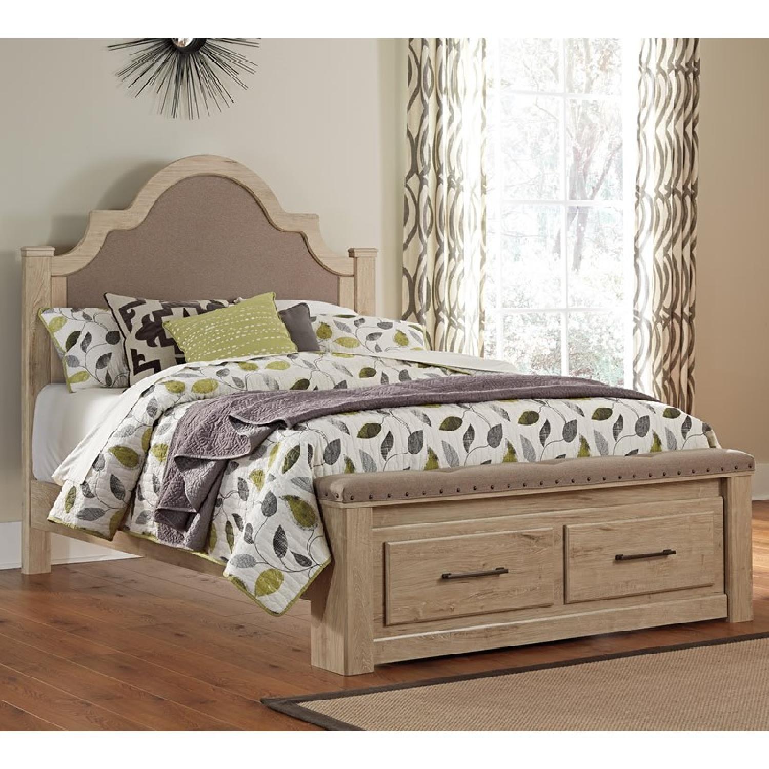 Ashley Annilynn Queen Size Storage Bed - image-1