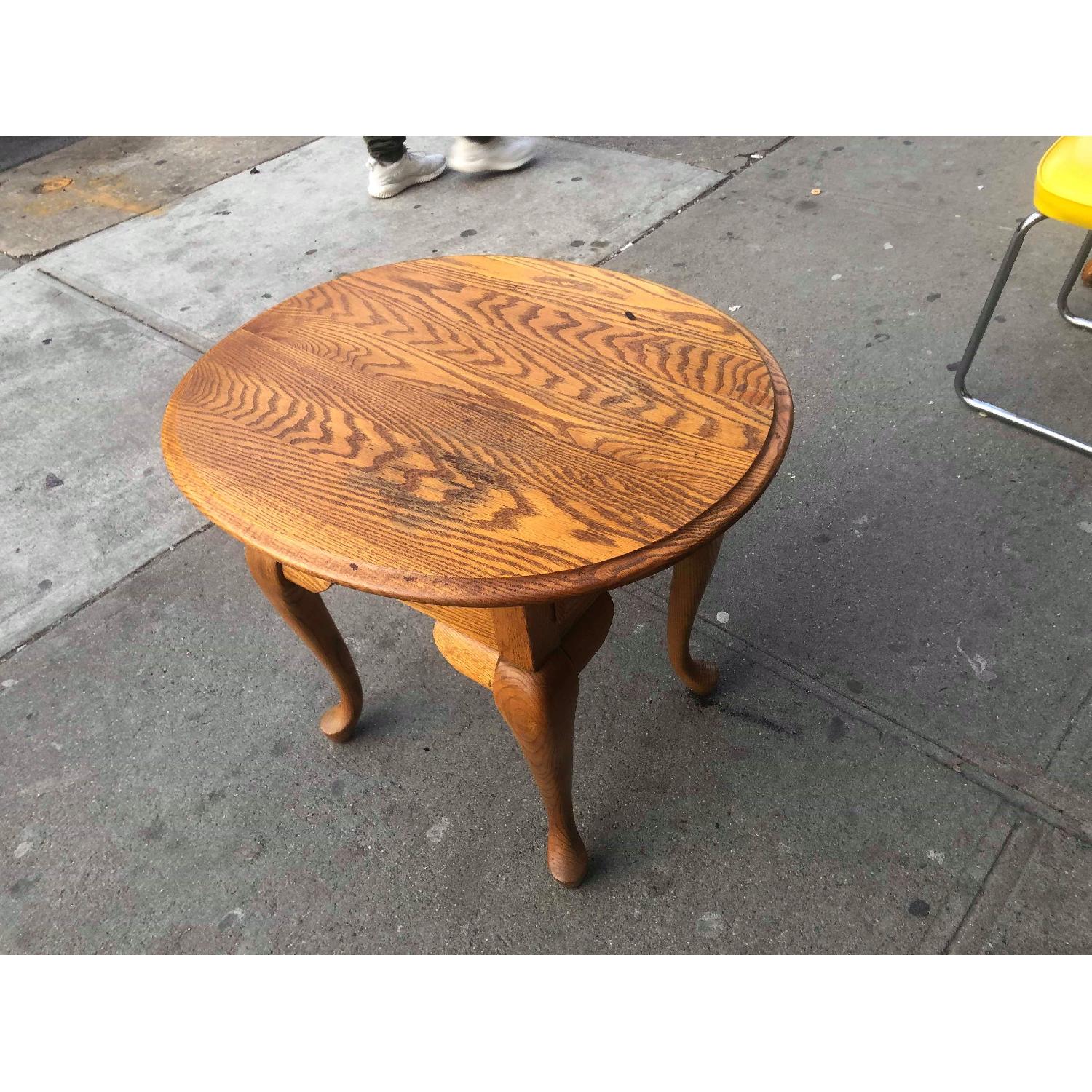 Broyhill Furniture Oval Solid Wood Side Table w/ Drawer - image-4