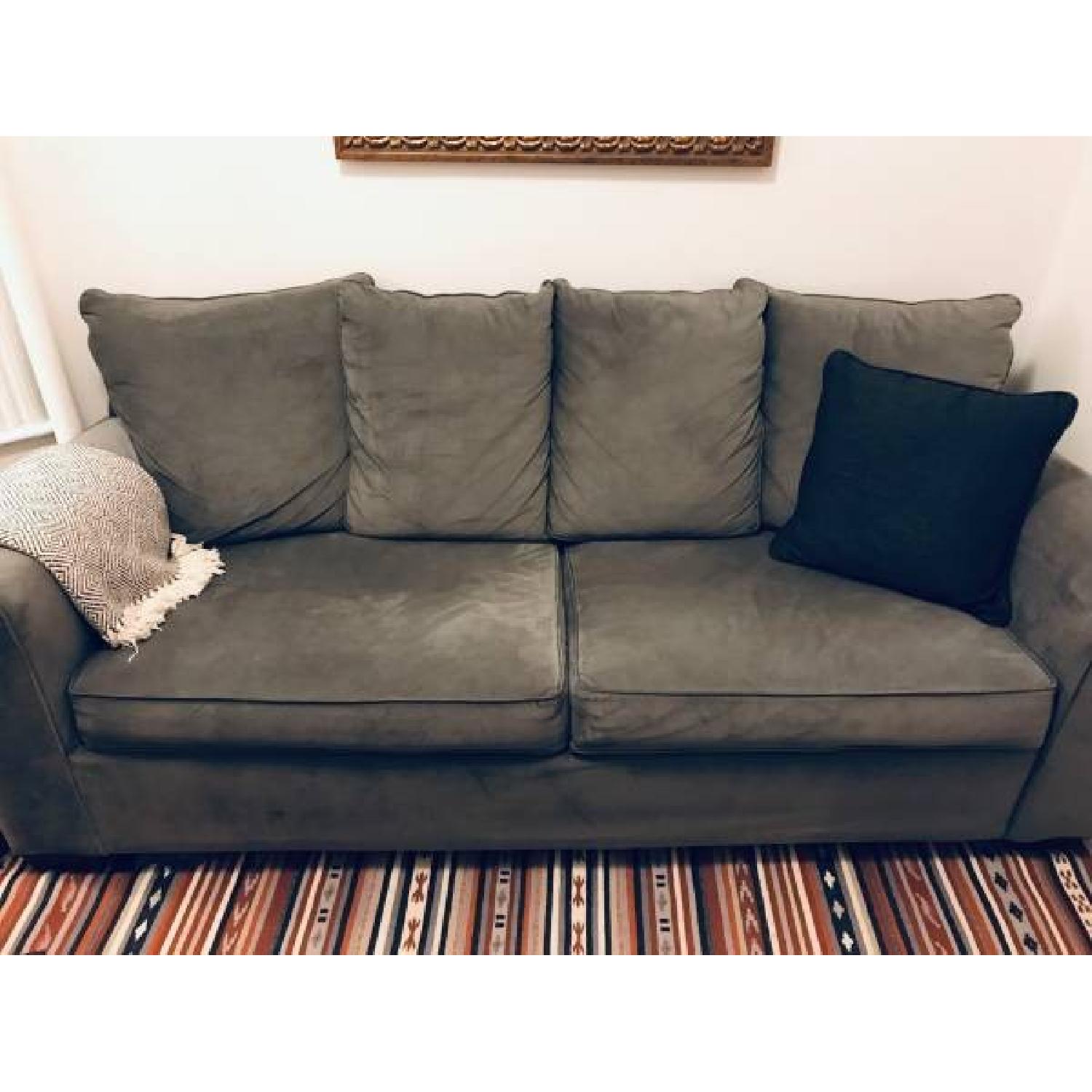 Simmons Bedding Co Queen Size Sleeper Sofa - image-1