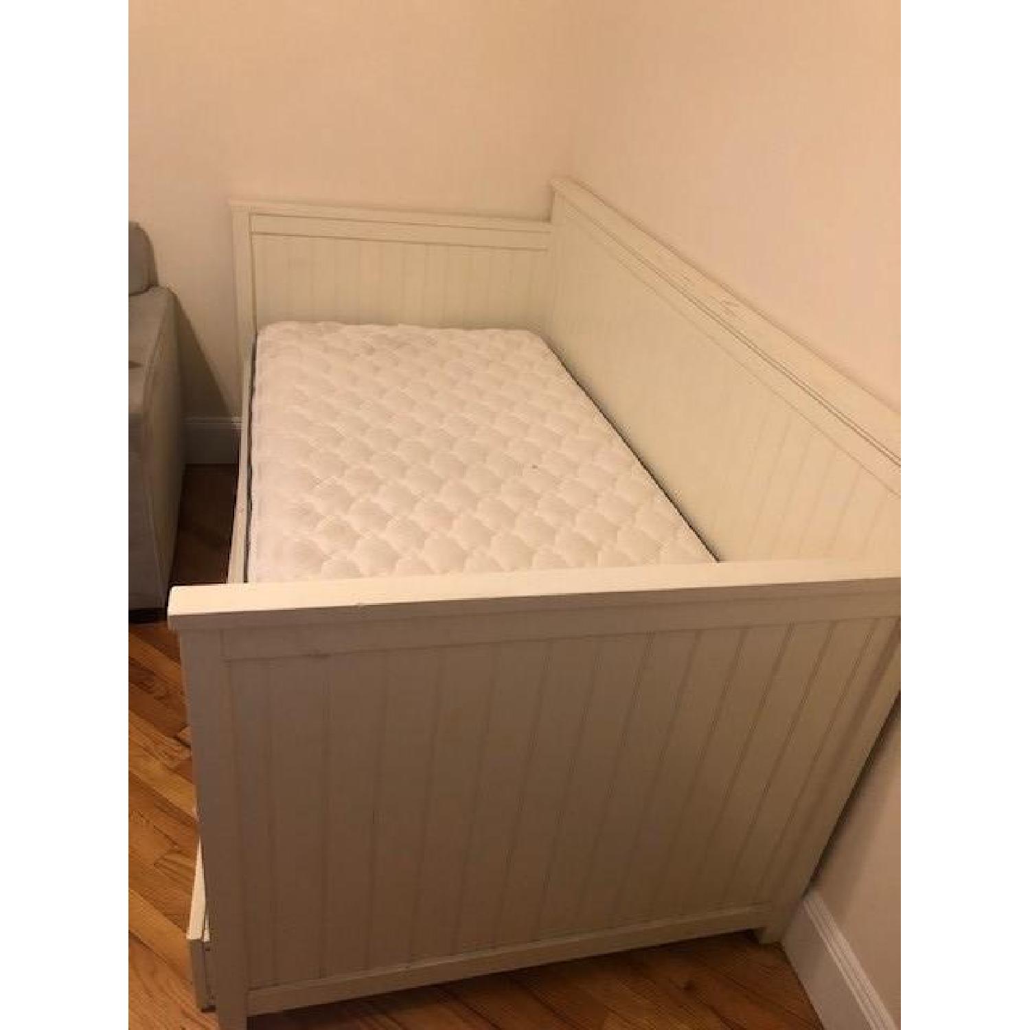 Pottery Barn Teen Beadboard White Daybed w/ Trundle - image-3