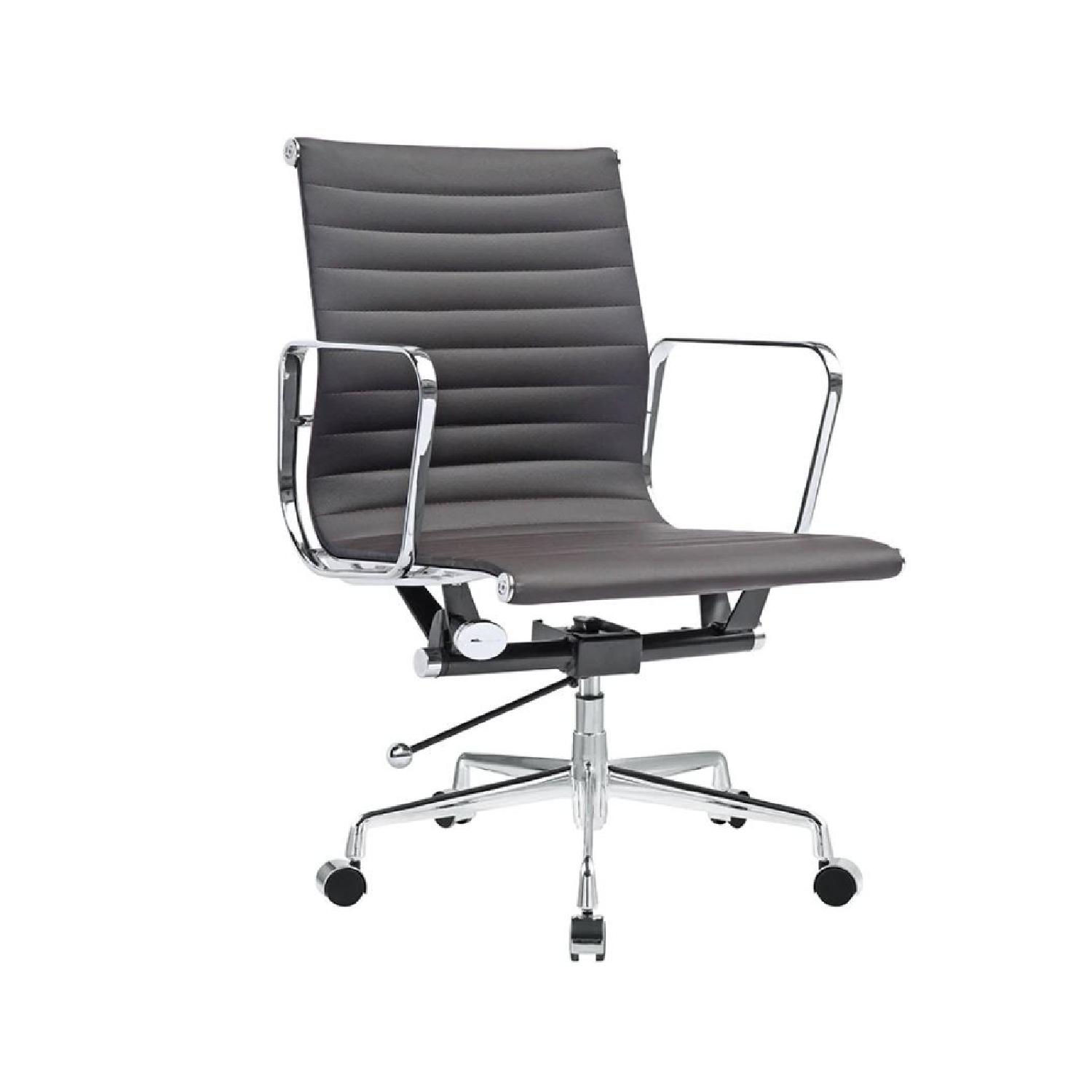 Manhattan Home Design Eames Ribbed Management Chair Replica - image-0