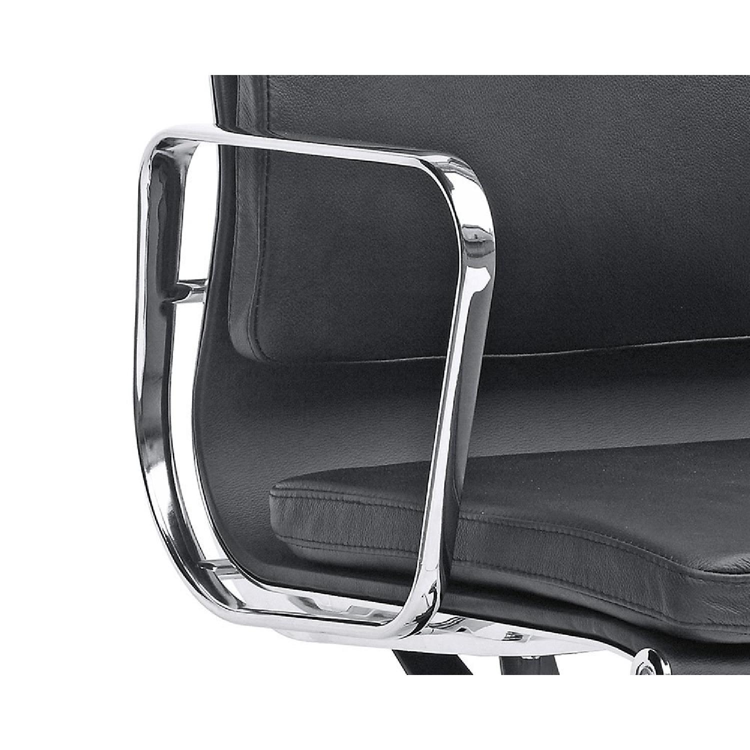 Manhattan Home Design Eames Softpad Management Chair Replica - image-4