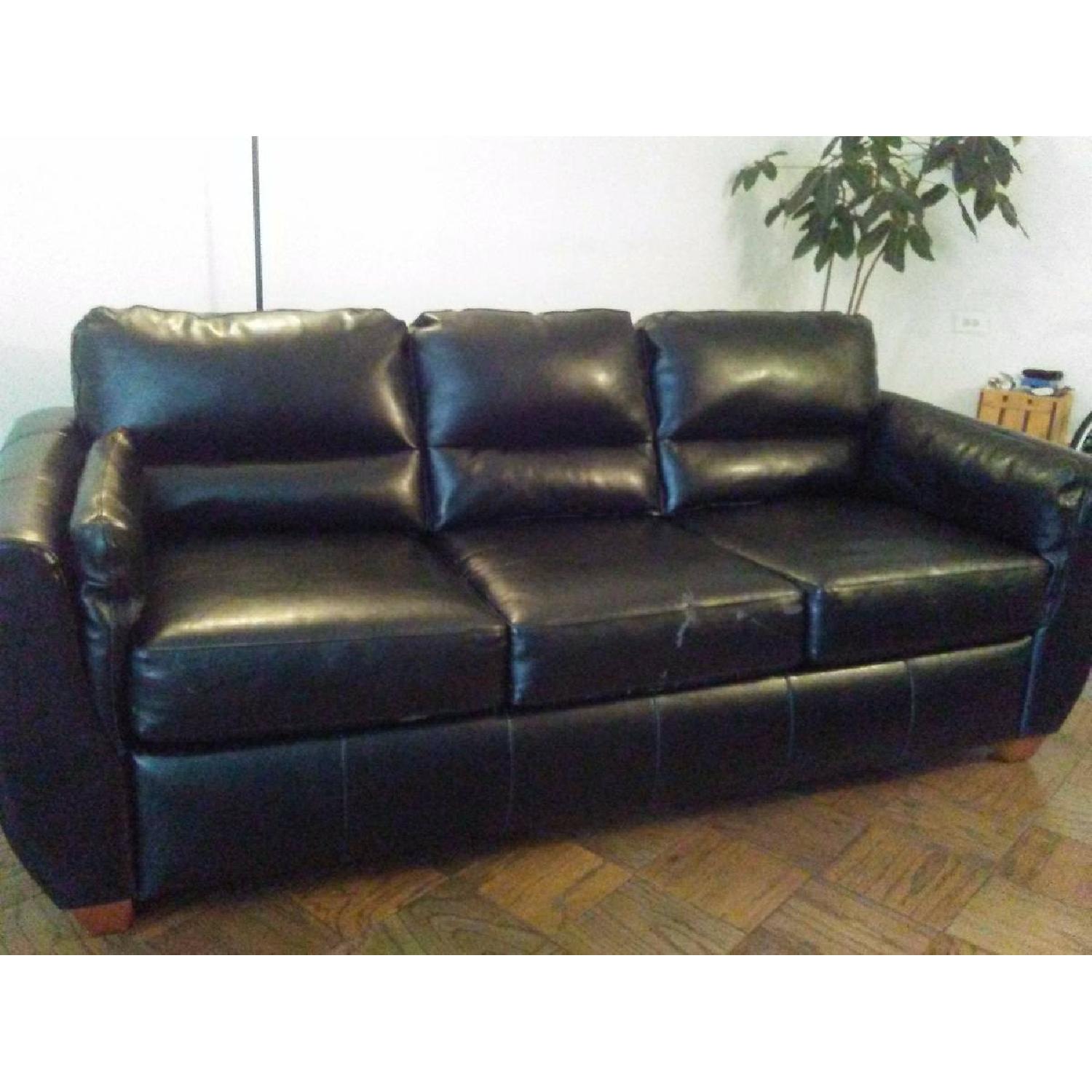 Haining Gelin Furniture Leather Apartment Size in Black - image-1