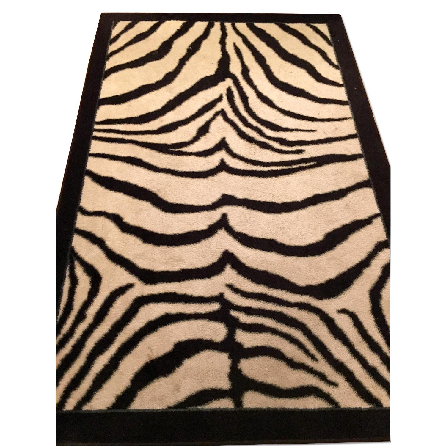 Coaster Fine Furniture Conteporary Rug in Black Animal Print Zebra Stripes - image-0