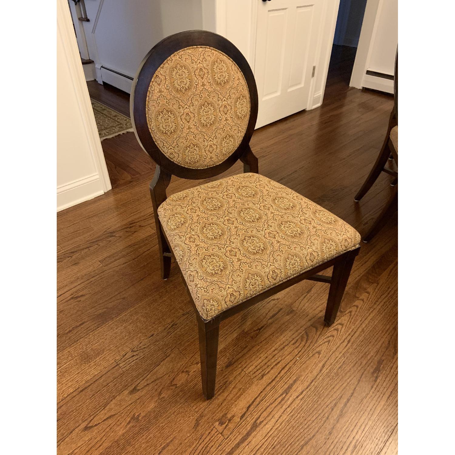 Expandable Dining Table w/ 8 Chairs - image-6