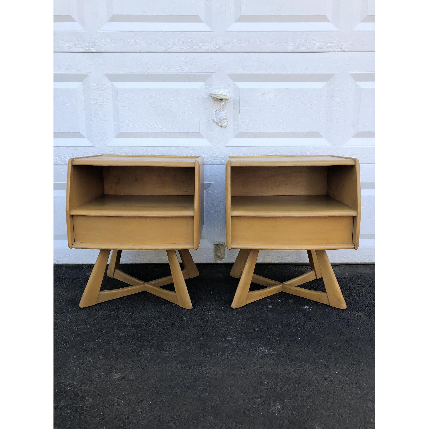 Heywood Wakefield Sculptura Mid Century Modern Nightstands AptDeco
