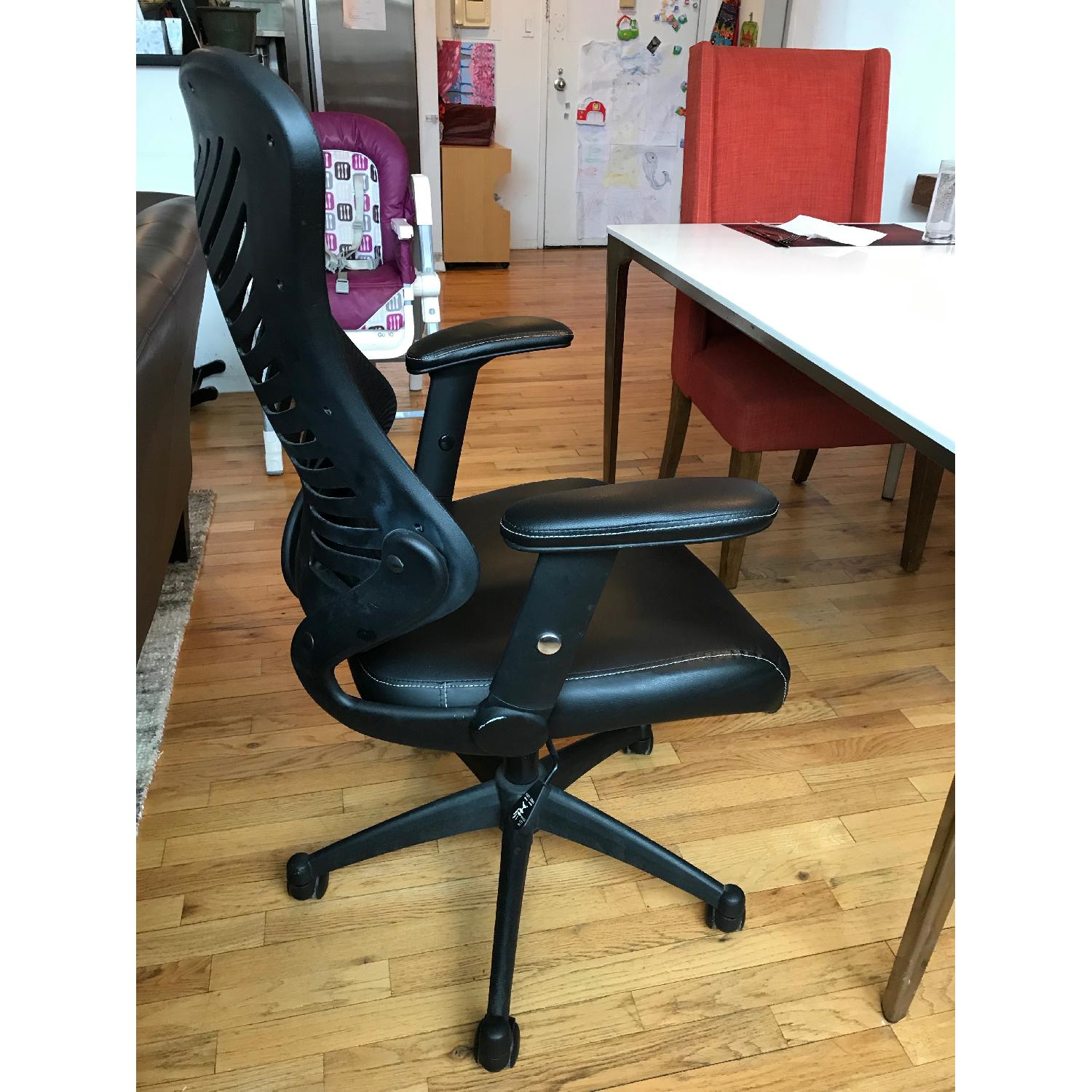Contemporary Ergonomic Mesh Back Adjustable Office Chair - image-2