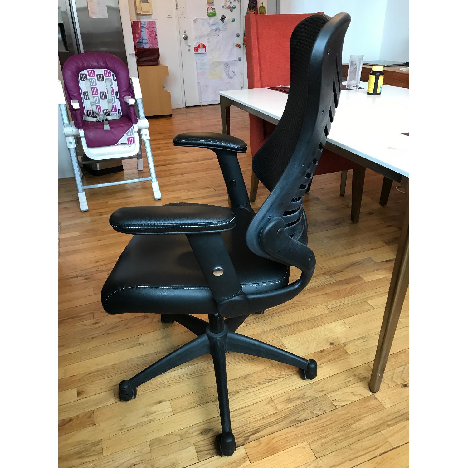 Contemporary Ergonomic Mesh Back Adjustable Office Chair - image-3