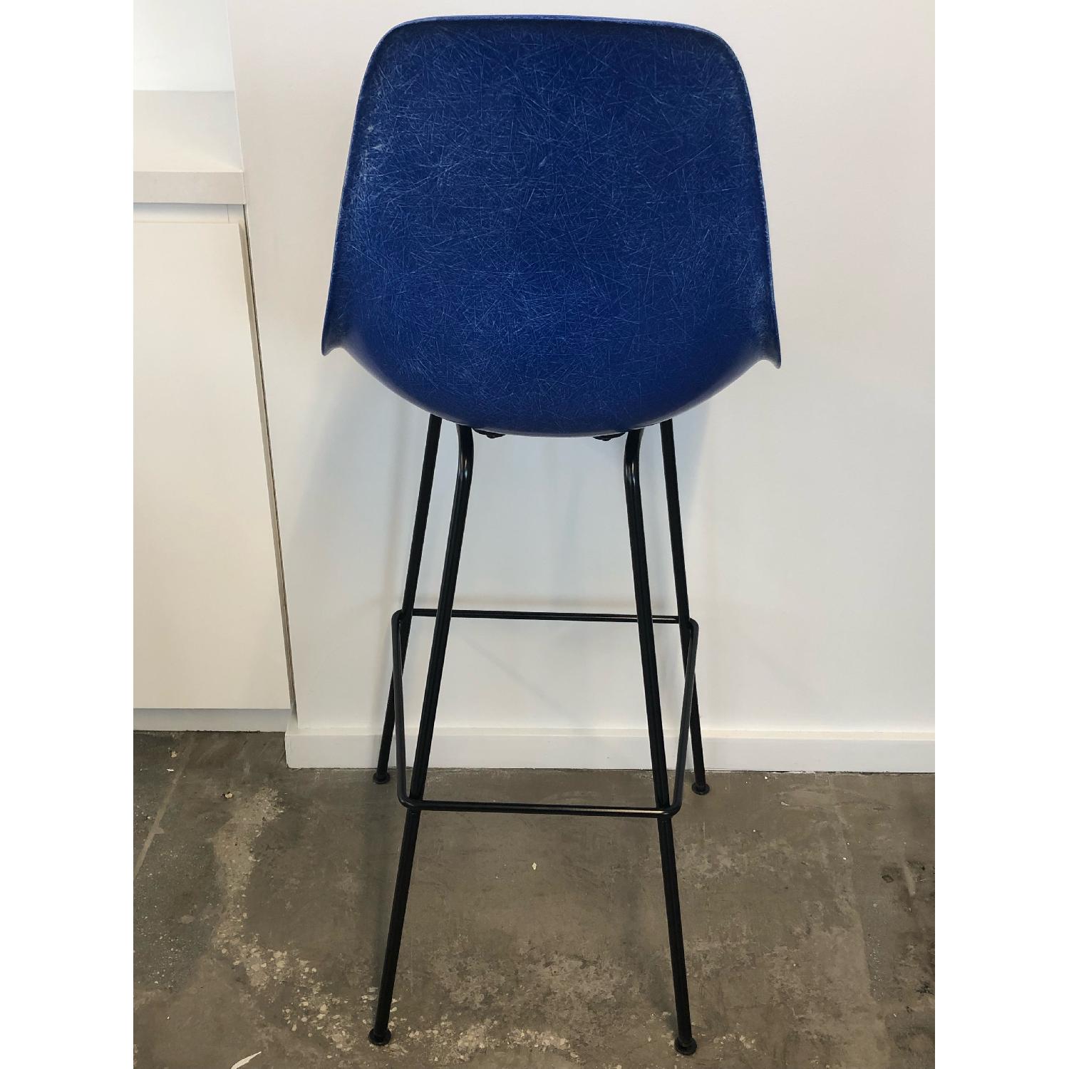 Herman Miller Eames Molded Fiberglass Stools - image-4