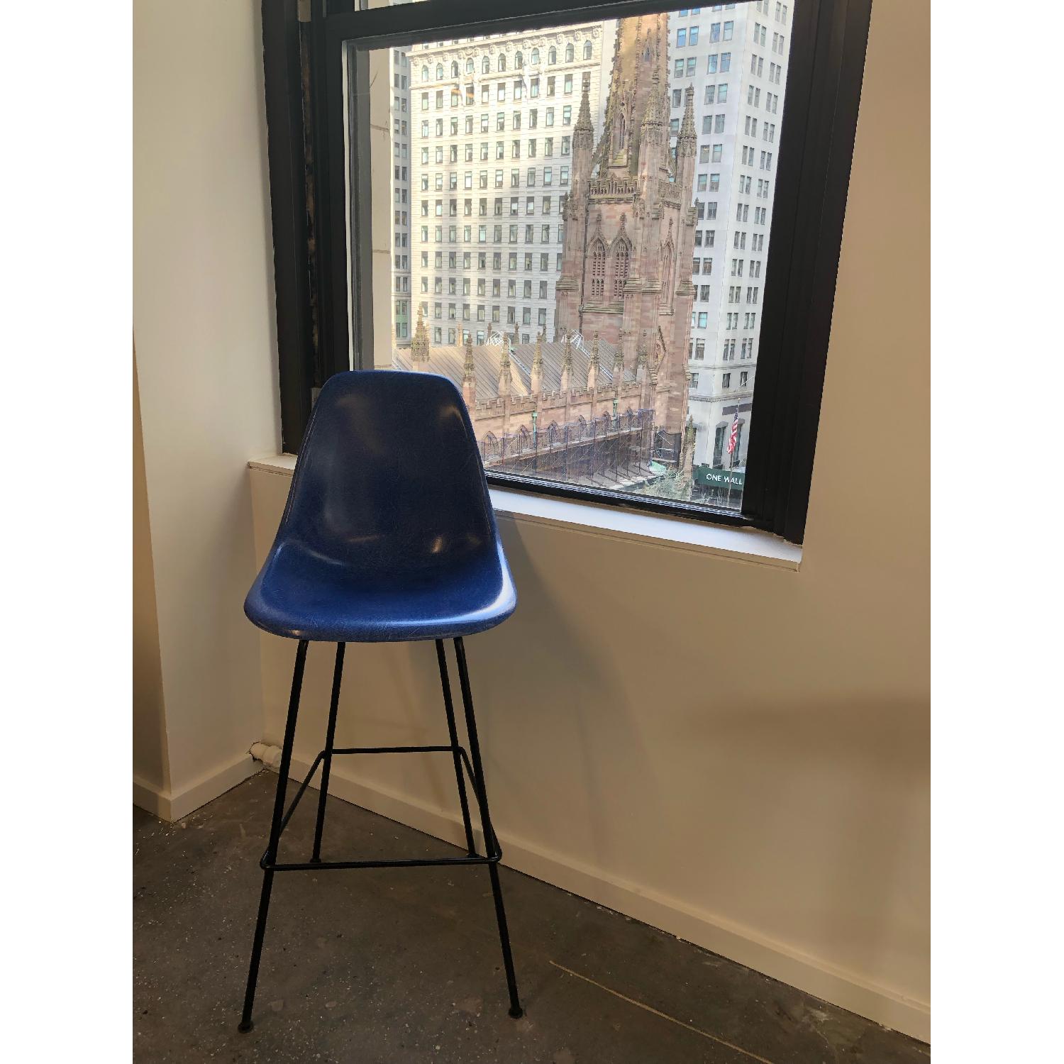 Herman Miller Eames Molded Fiberglass Stools - image-15