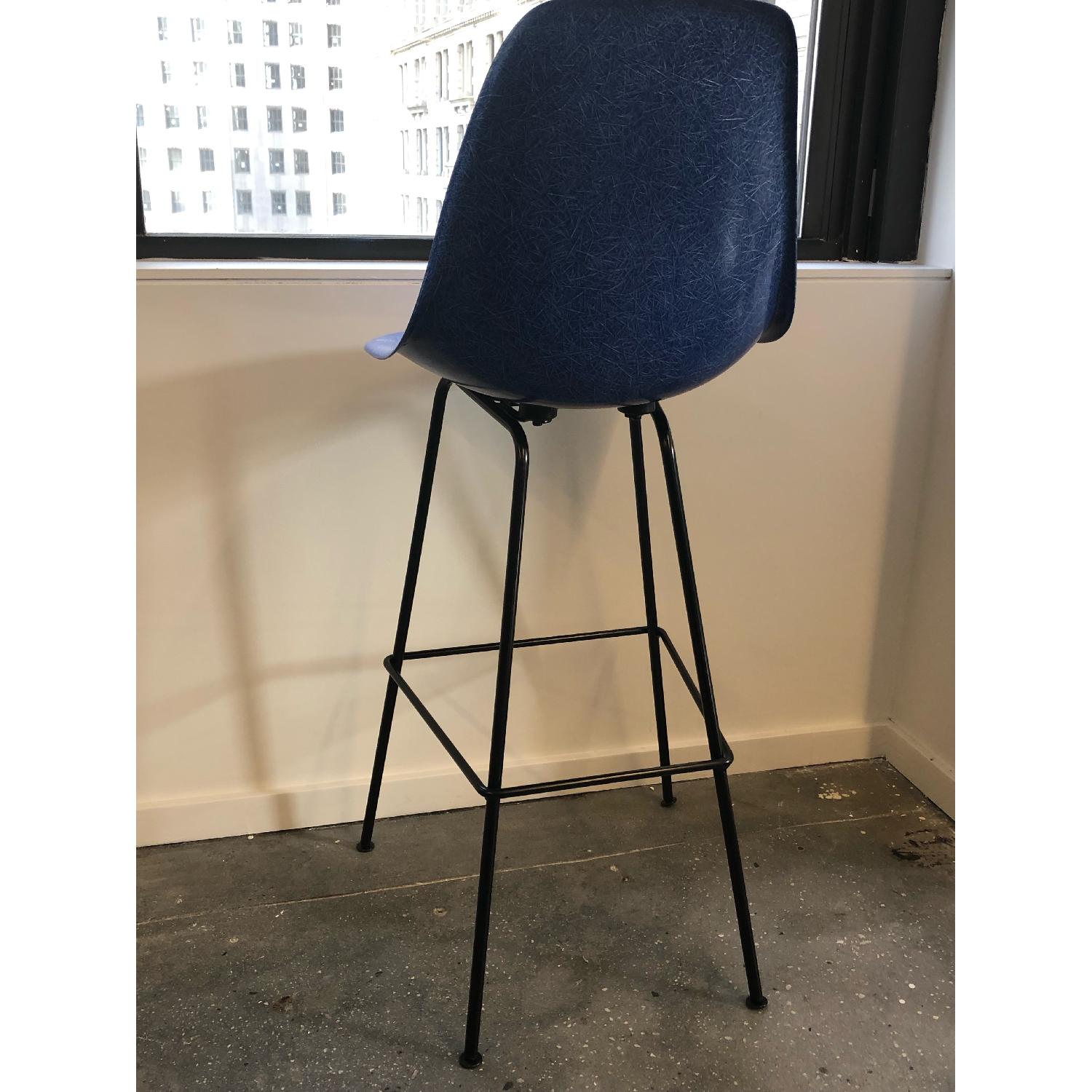 Herman Miller Eames Molded Fiberglass Stools - image-19