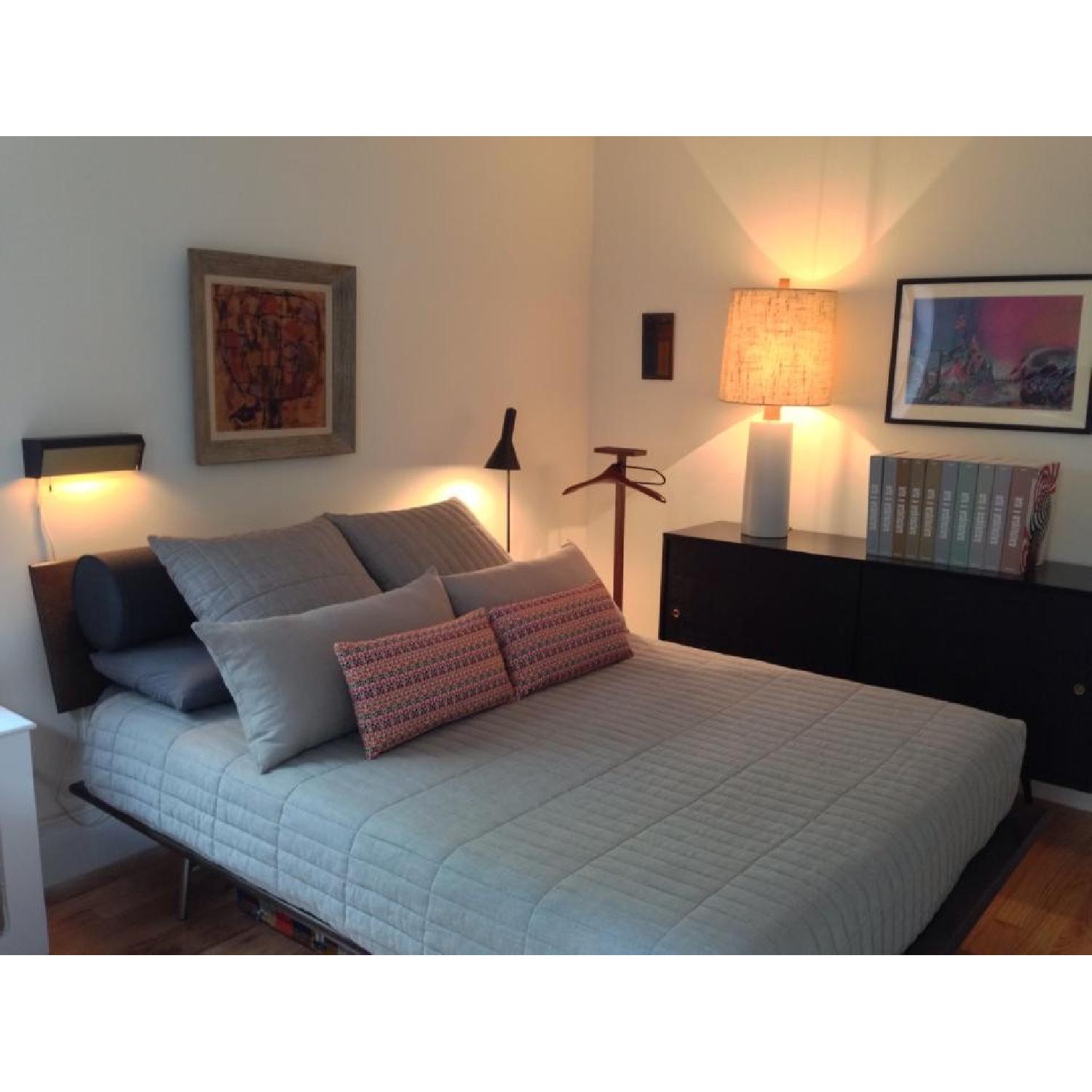 Vintage 1960s Martz Marshall Studio Ceramic Table Lamp - image-4