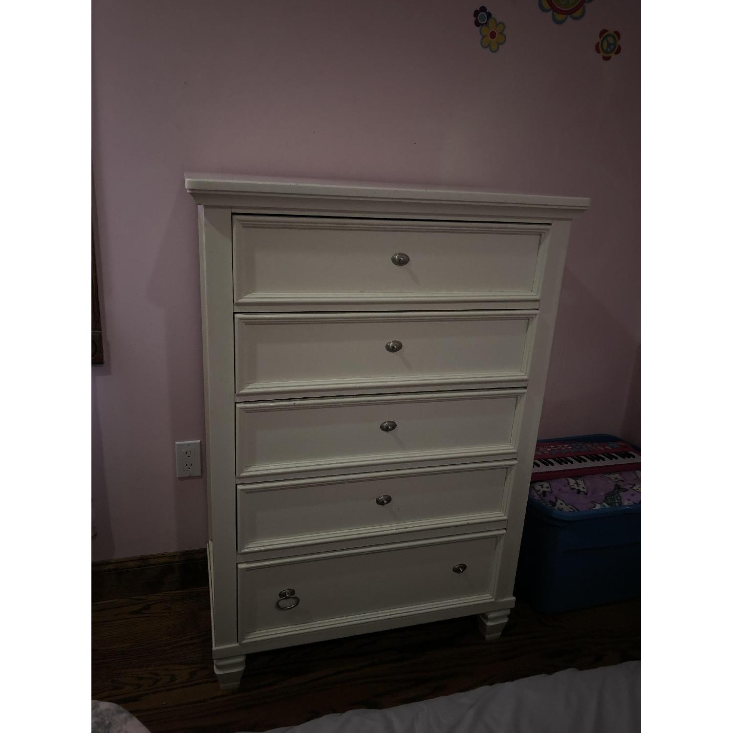 Ashley 5-Drawer Chest in White Finish - image-1