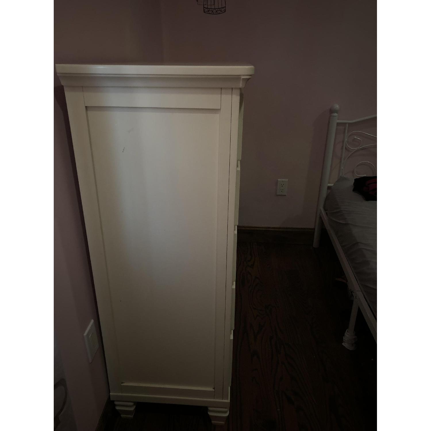 Ashley 5-Drawer Chest in White Finish - image-2