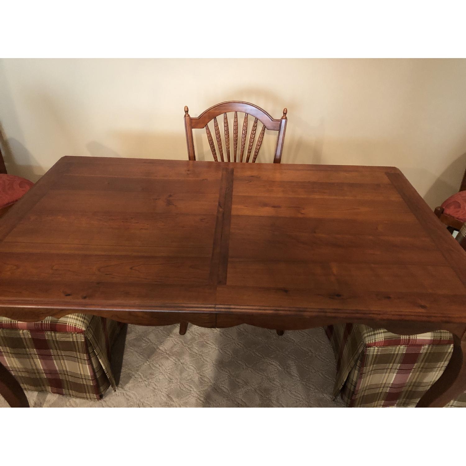 Ethan Allen Juliette Expandable Dining Table w/ 6 Chairs - image-2