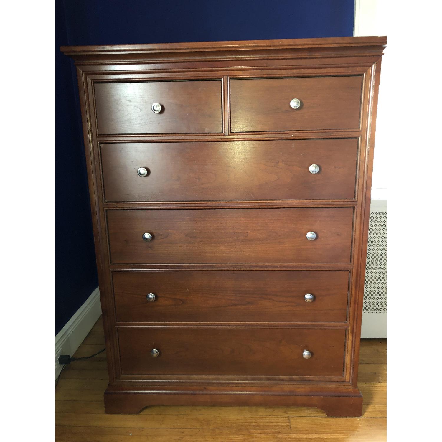 Kincaid Cherry Wood Full Size Platform Bed Frame - image-9