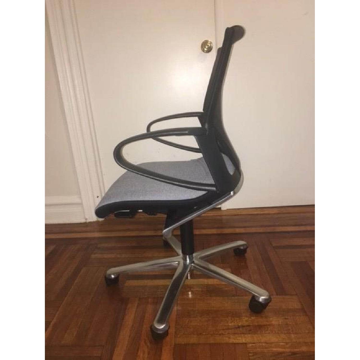 Wlkhahn Modus Medium Office Chair - image-2