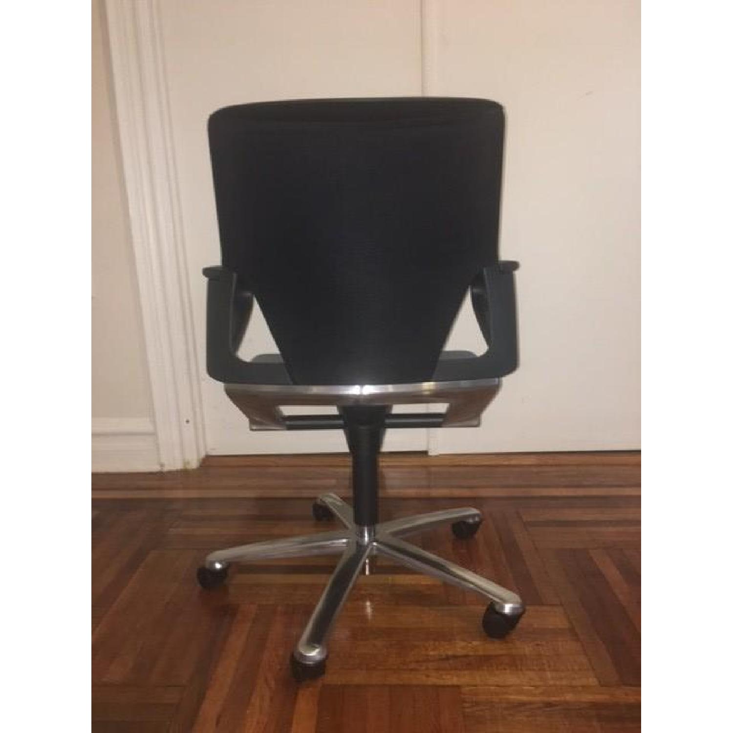 Wlkhahn Modus Medium Office Chair - image-3